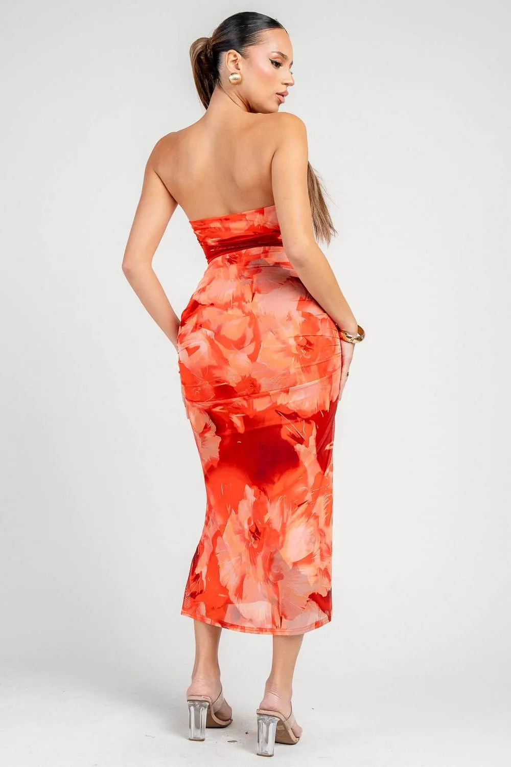 HD30599S / STRPLESS RUSHED MIDI DRESS sold by privy product image thumbnail 3