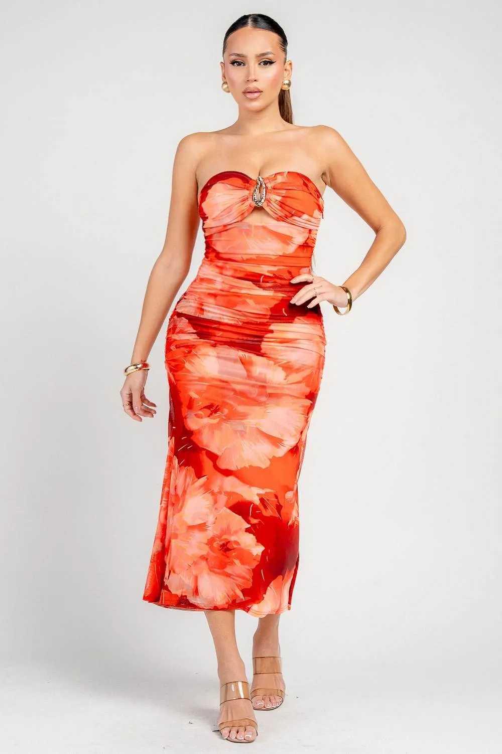 HD30599S / STRPLESS RUSHED MIDI DRESS sold by privy