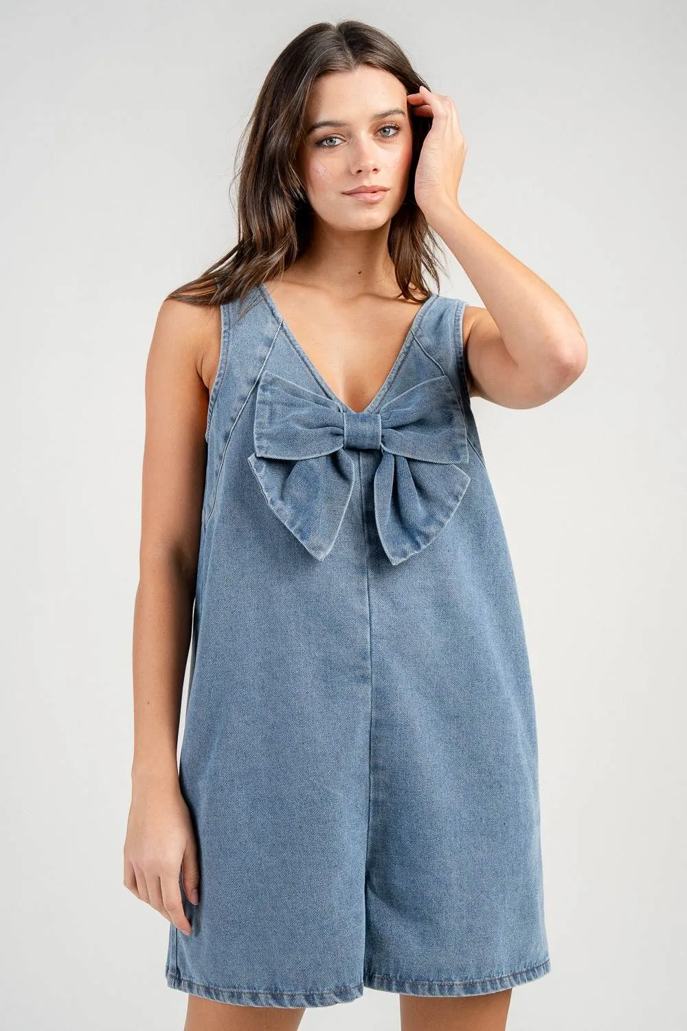 CJ40023Y / DENIM ROMPER WITH BOW FRONT DETAIL sold by privy product image thumbnail 4