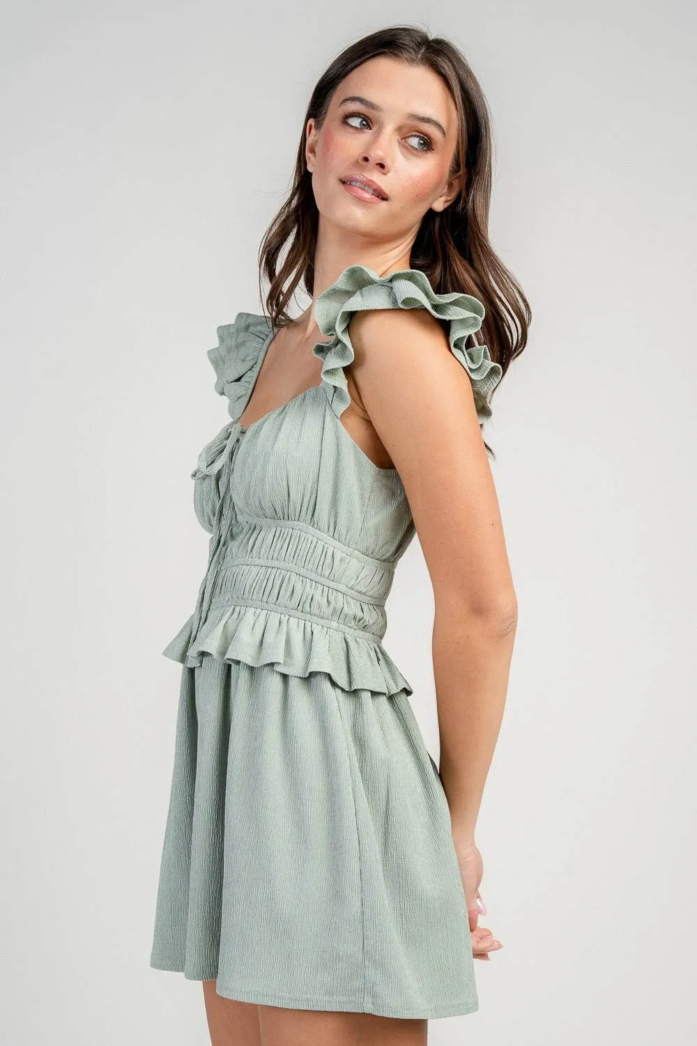 BJ7343S / ELASTIC RUCHED ROMPER W/ RUFFLE SHOULDER sold by privy product image thumbnail 2
