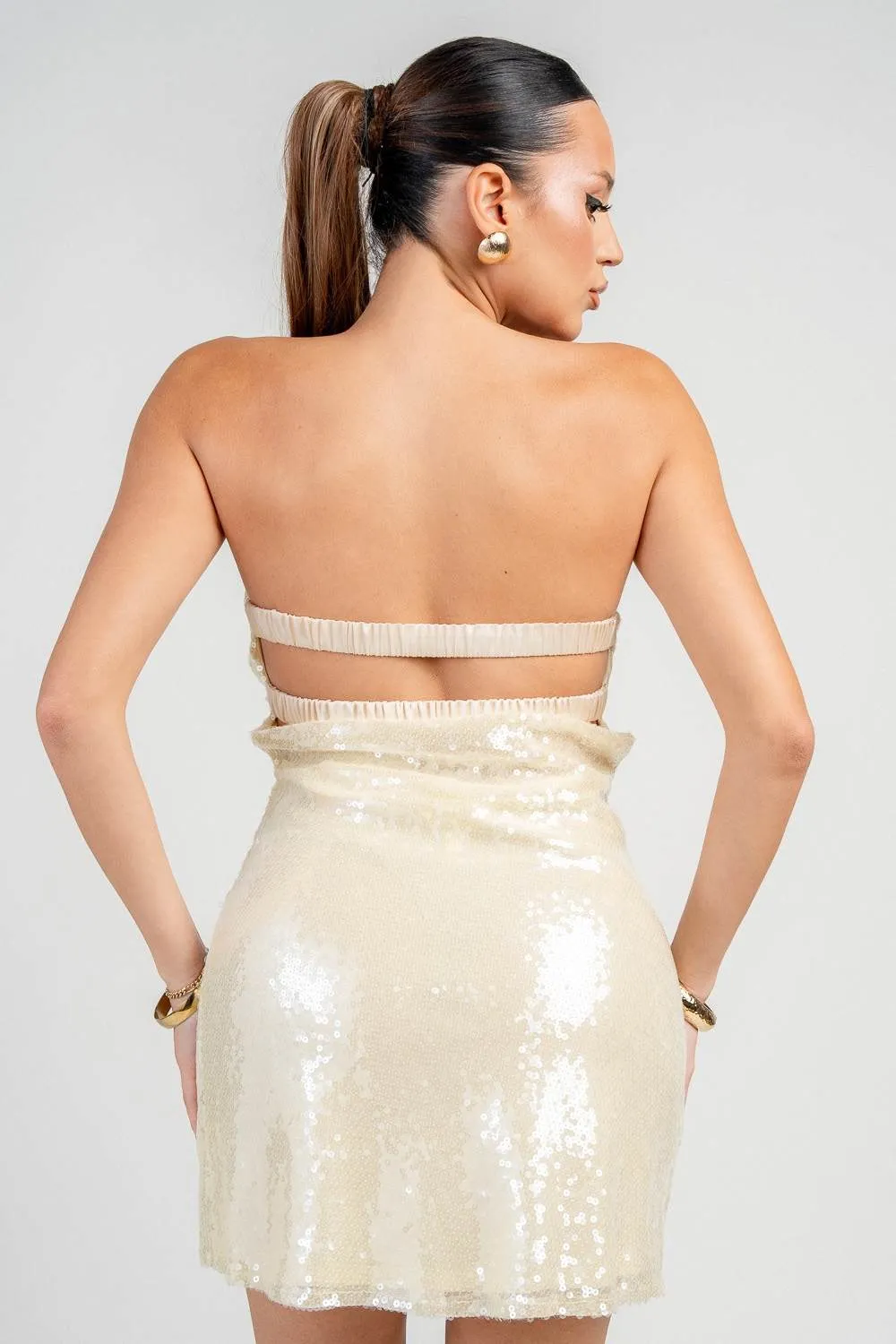 HD30306E / CLEAR SEQUINS WITH BACK COWL MINI DRESS sold by privy product image thumbnail 3