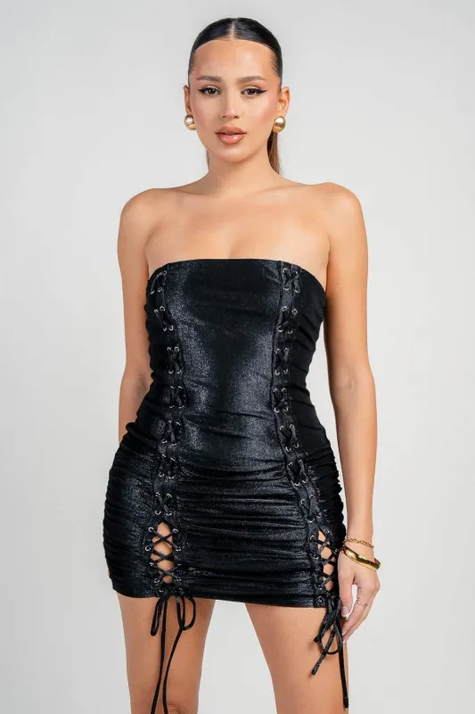 HD30981K / STRAPLESS BODYCONGORMMET MINI DRESS sold by privy