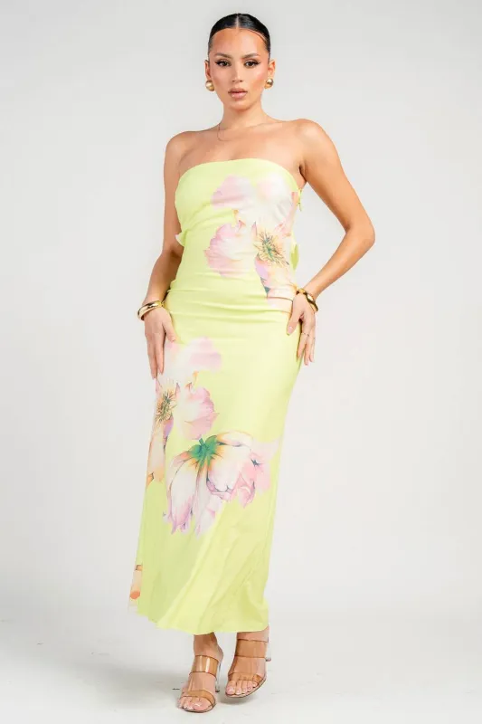 HD30714S / STRAPLESS BIG FLORAL PRINT BACK CWL MIDI DRESS sold by privy