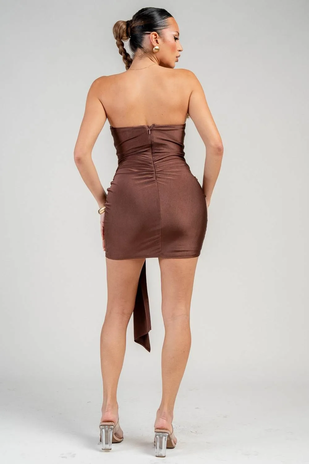 HD30867ND / MINI STRAPLESS DRESS WITH A FRONT SASH DETAIL sold by privy product image thumbnail 3