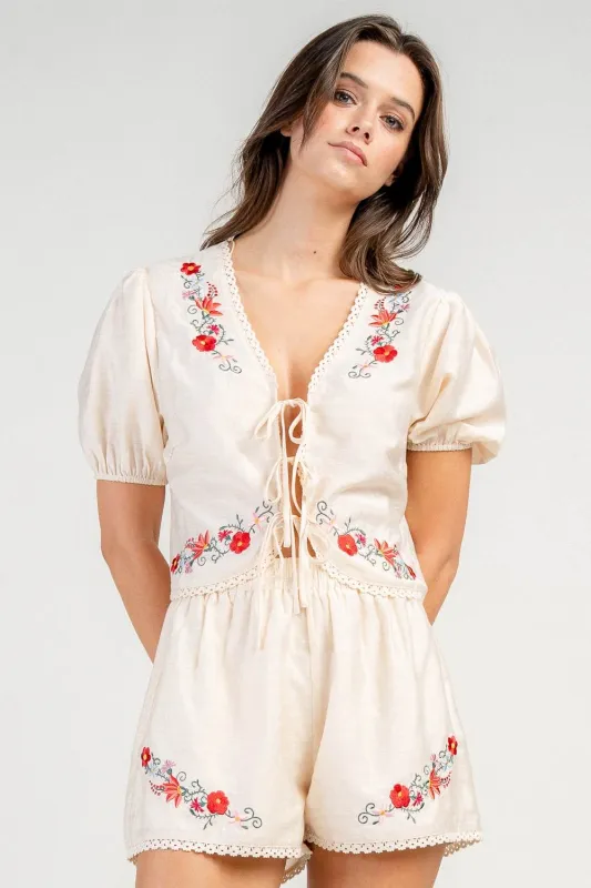 CS50021Y / RAYON GAUZE EMBROIDERED DETAILED TOP AND SHORT SET made by privy