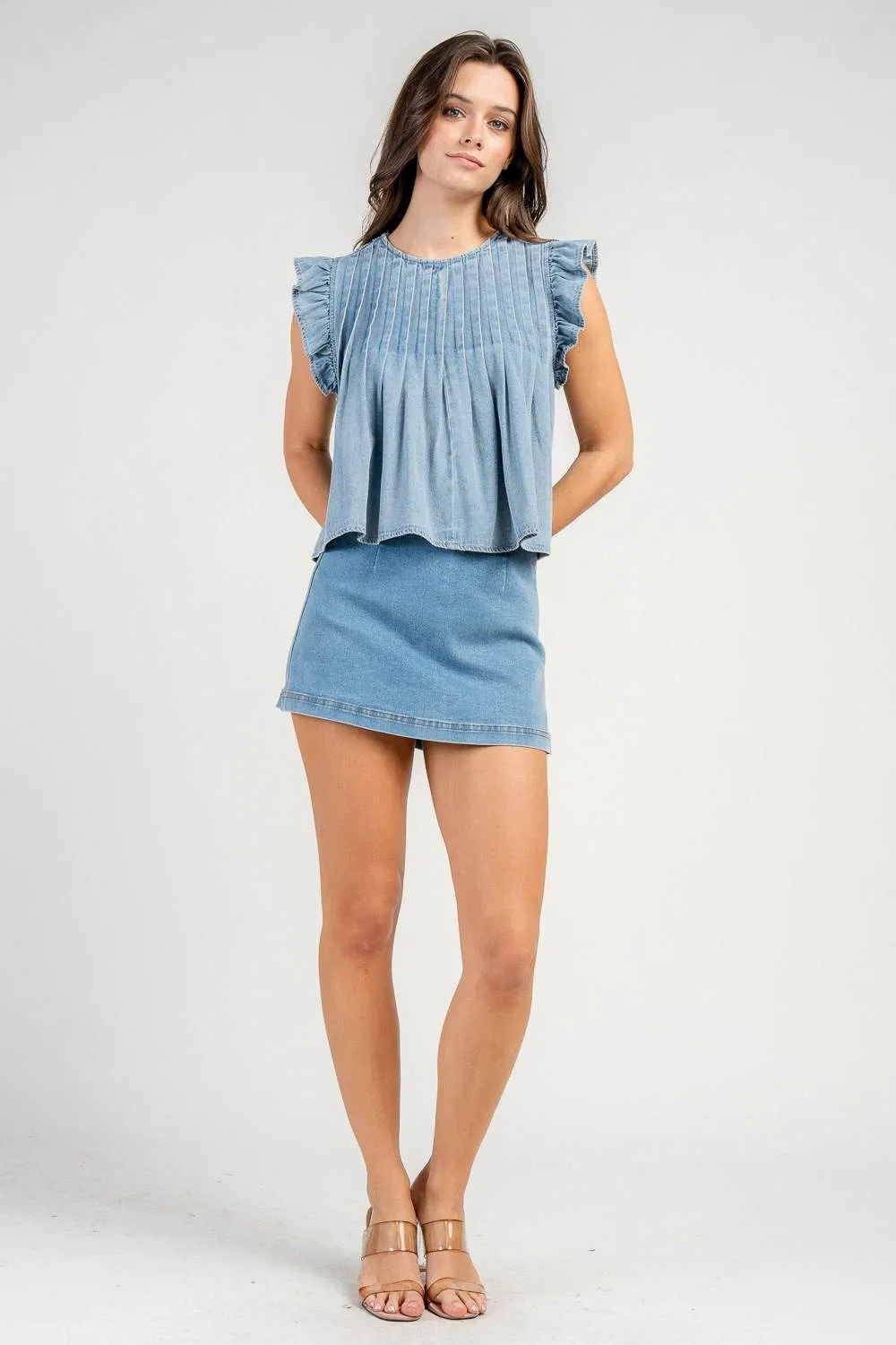 CT10670Y / WASHED DENIM RUFFLE SLEEVE PLEATED DENIM SWING TOP sold by privy product image thumbnail 5