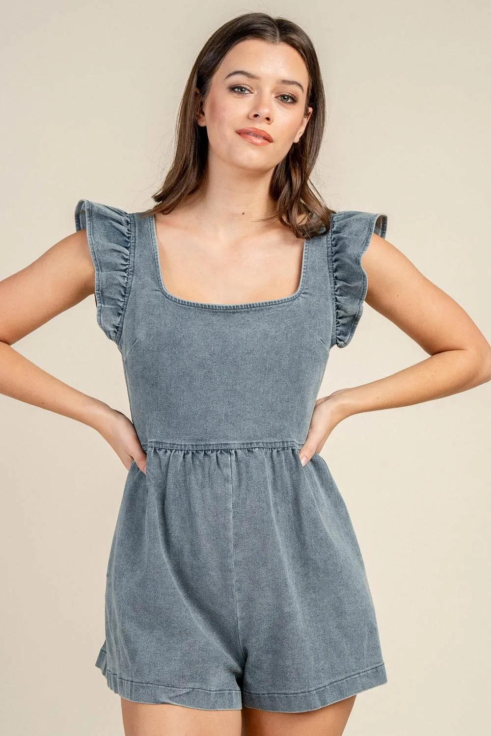 BJ7341S / DENIM SQUARE NECK RUFFLED BACK TIE ROMPER sold by privy product image thumbnail 4