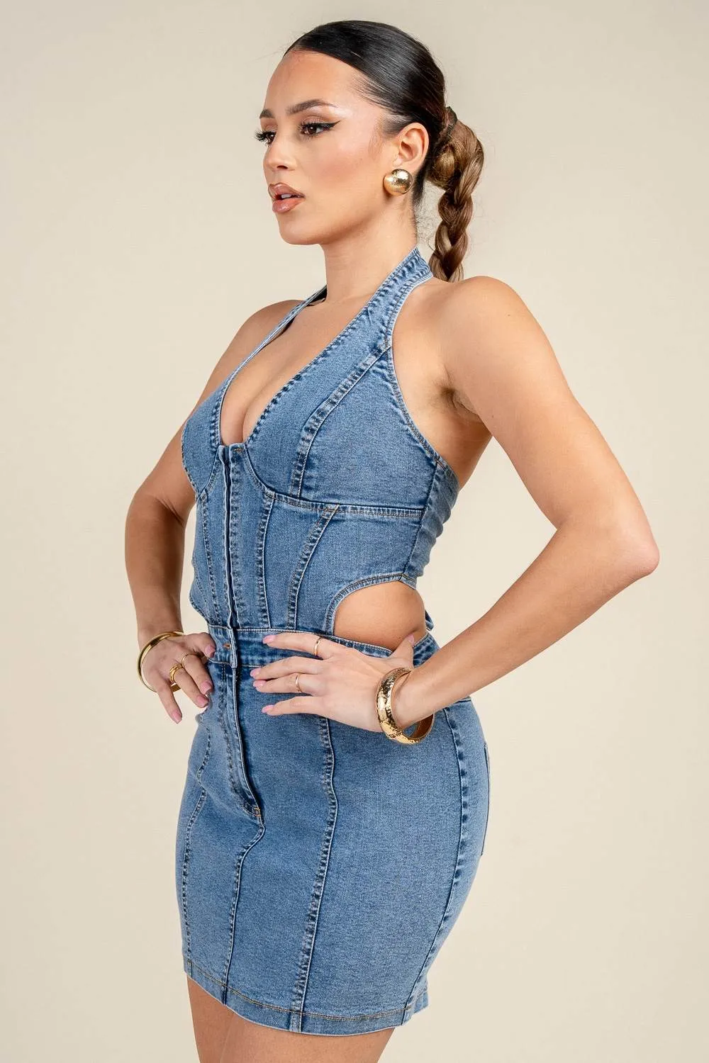PD79549D / HALTER NECK CUTOUT WAIST LACE UP BACK DENIM MINI DRESS sold by privy product image thumbnail 2