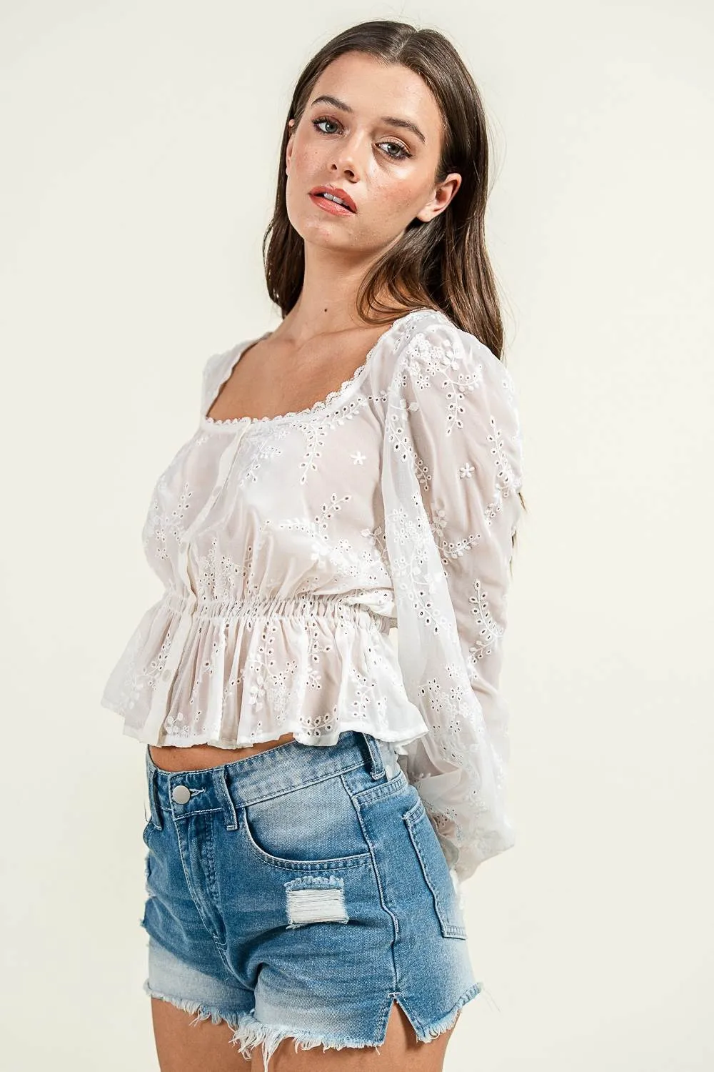 CT10593E / STYLISH SHEER BLOUSE FEATURING DELICATE EMBROIDERED DETAILING sold by privy product image thumbnail 2