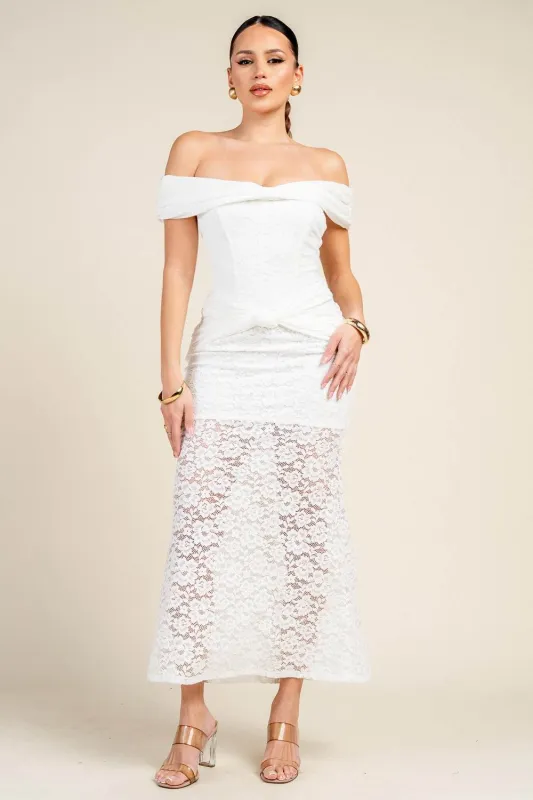 PD79482S / OFF SHOULDER LACE PANEL MIDI DRESS made by privy