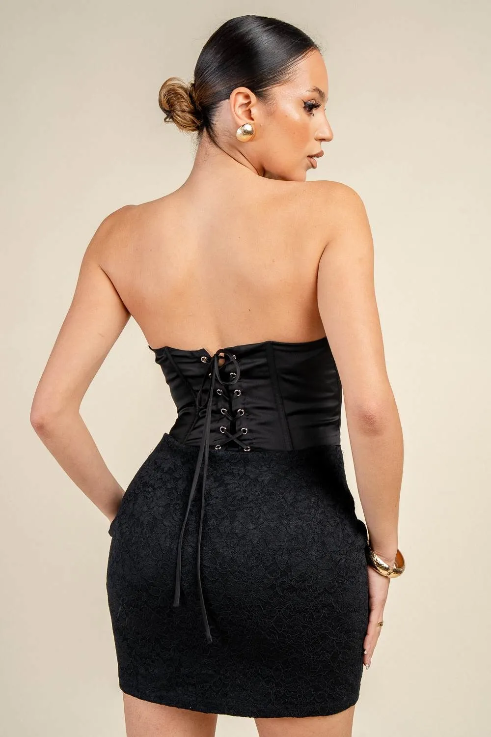 PD79644E / STRAPLESS LACE CORSET MINI DRESS sold by privy product image thumbnail 3