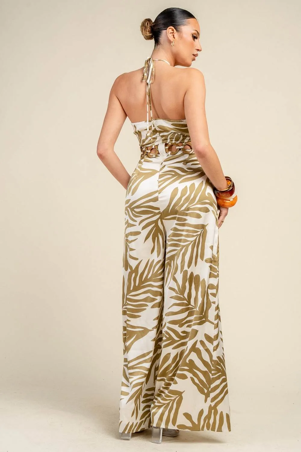 YJ1012E / HALTER NECK LEAF PRINT WIDE LEG JUMPSUIT sold by privy product image thumbnail 3
