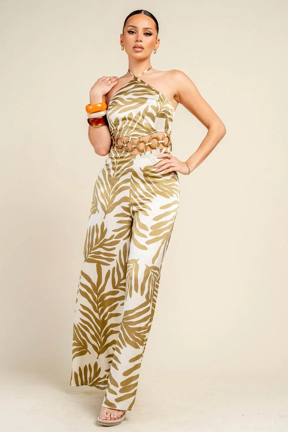 YJ1012E / HALTER NECK LEAF PRINT WIDE LEG JUMPSUIT sold by privy product image thumbnail 4