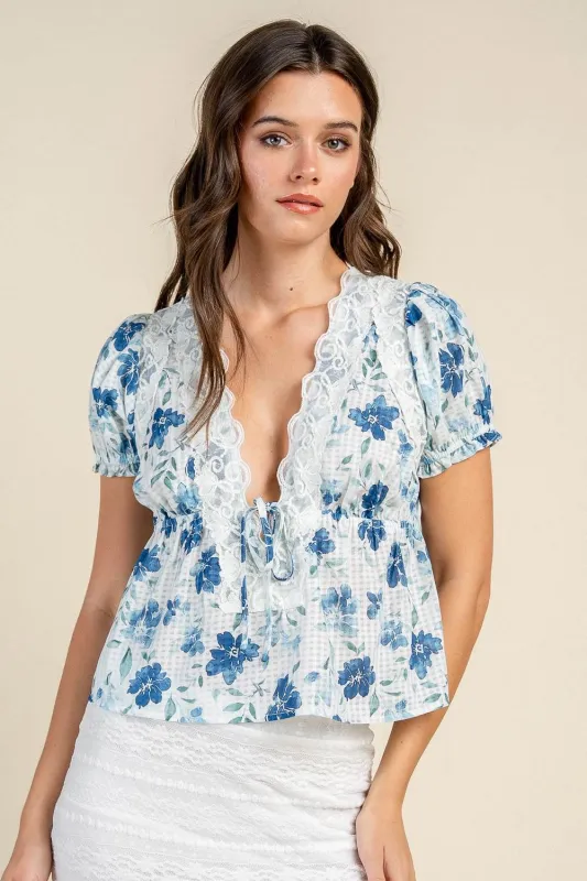 CT10869S / FLORAL LACE TRIM TIE FRONT PUFF SLEEVE BLOUSE made by privy