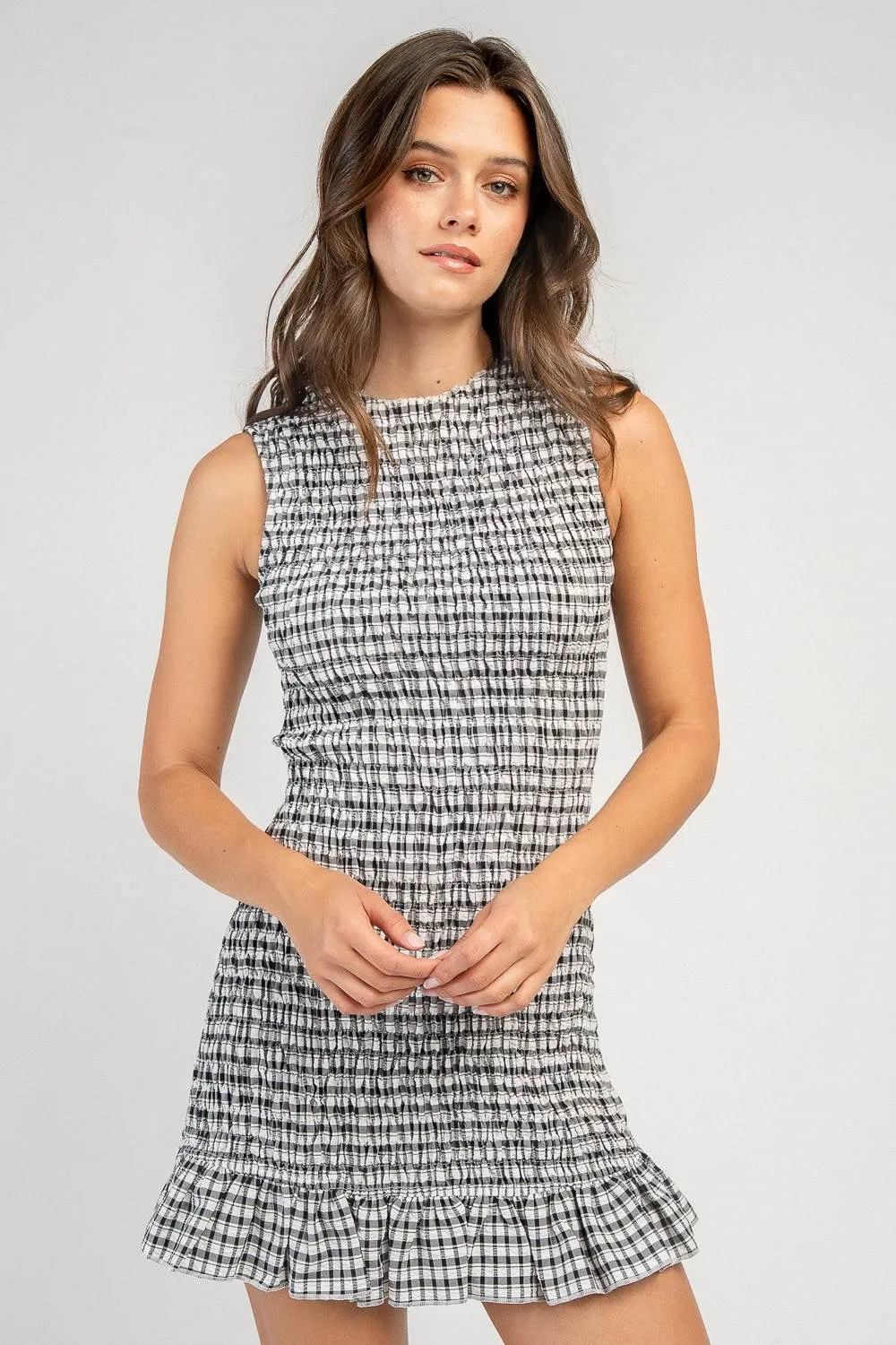 CD31103C / S/S FITTED MINI CRINKLE GINGHAM DRESS sold by privy product image thumbnail 4