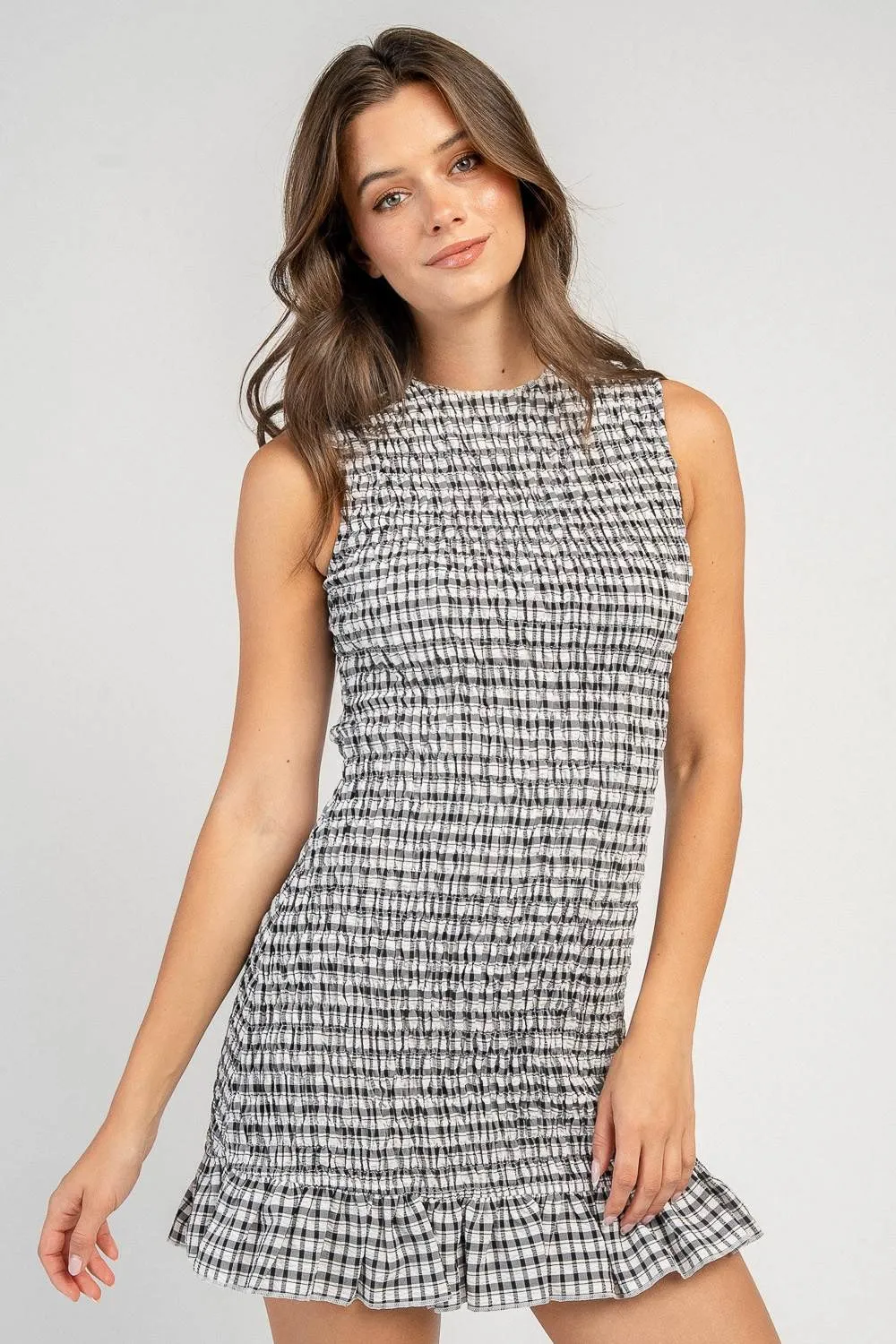 CD31103C / S/S FITTED MINI CRINKLE GINGHAM DRESS sold by privy