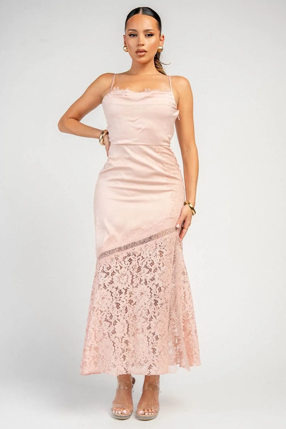 PD79889D / LACE DETAIL SATIN MIDI DRESS sold by privy product image thumbnail 4