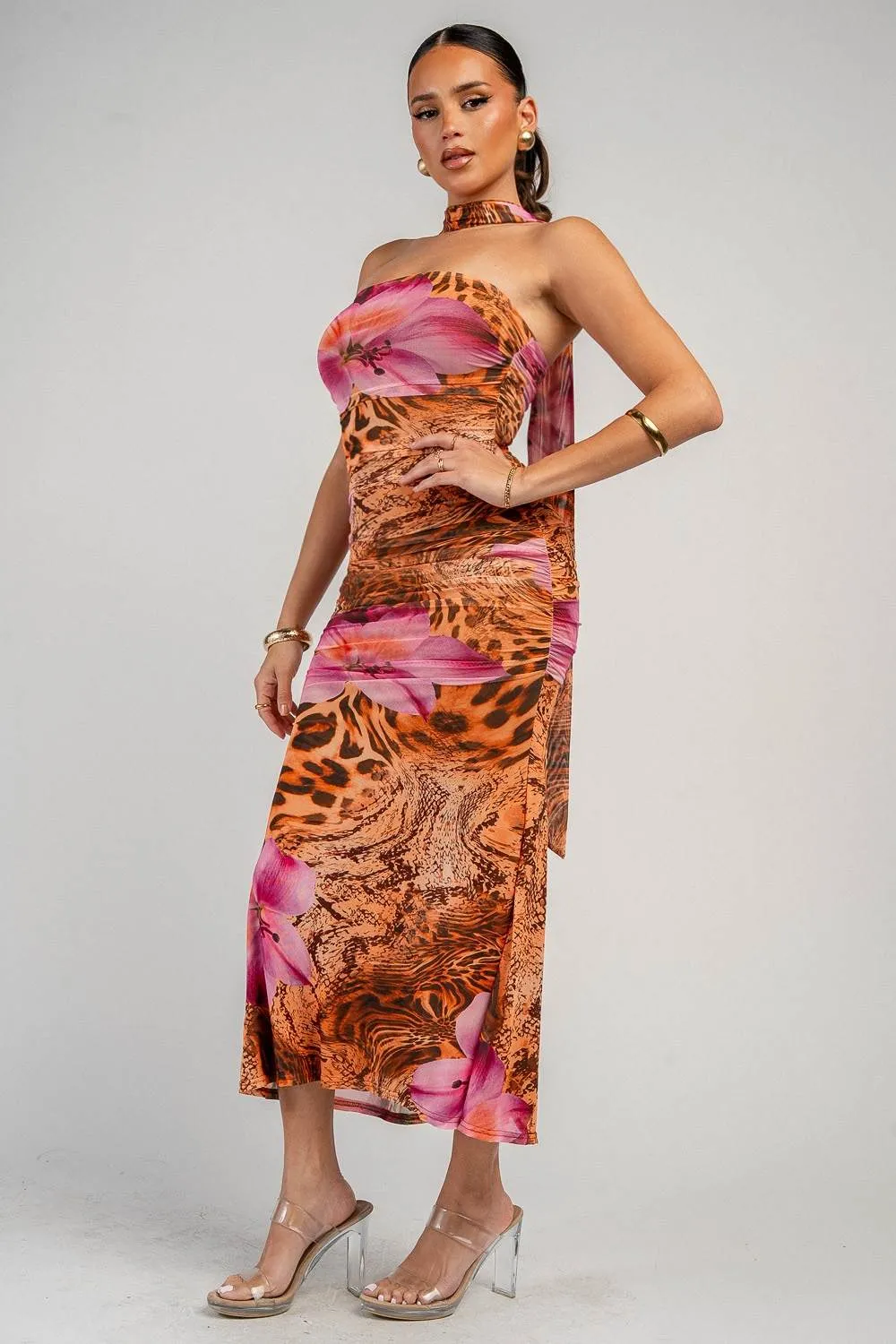 PD79587N / PRINT RUCHED MIDI DRESS sold by privy product image thumbnail 2