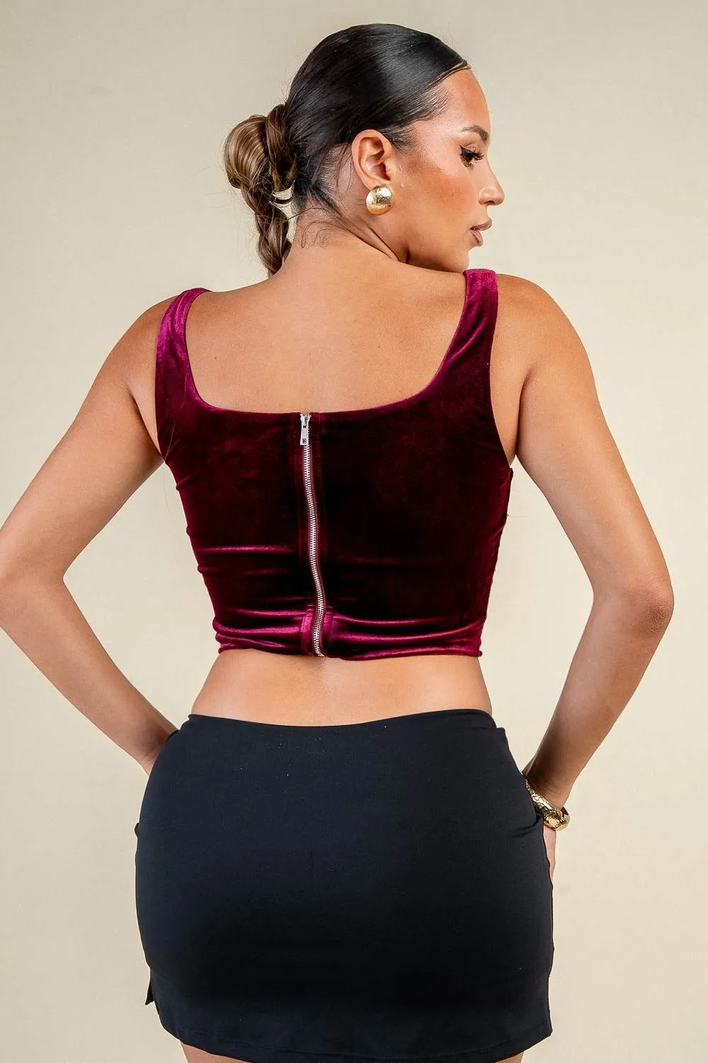 PT45782E / SLEEVELESS CORSET CROP TOP sold by privy product image thumbnail 4