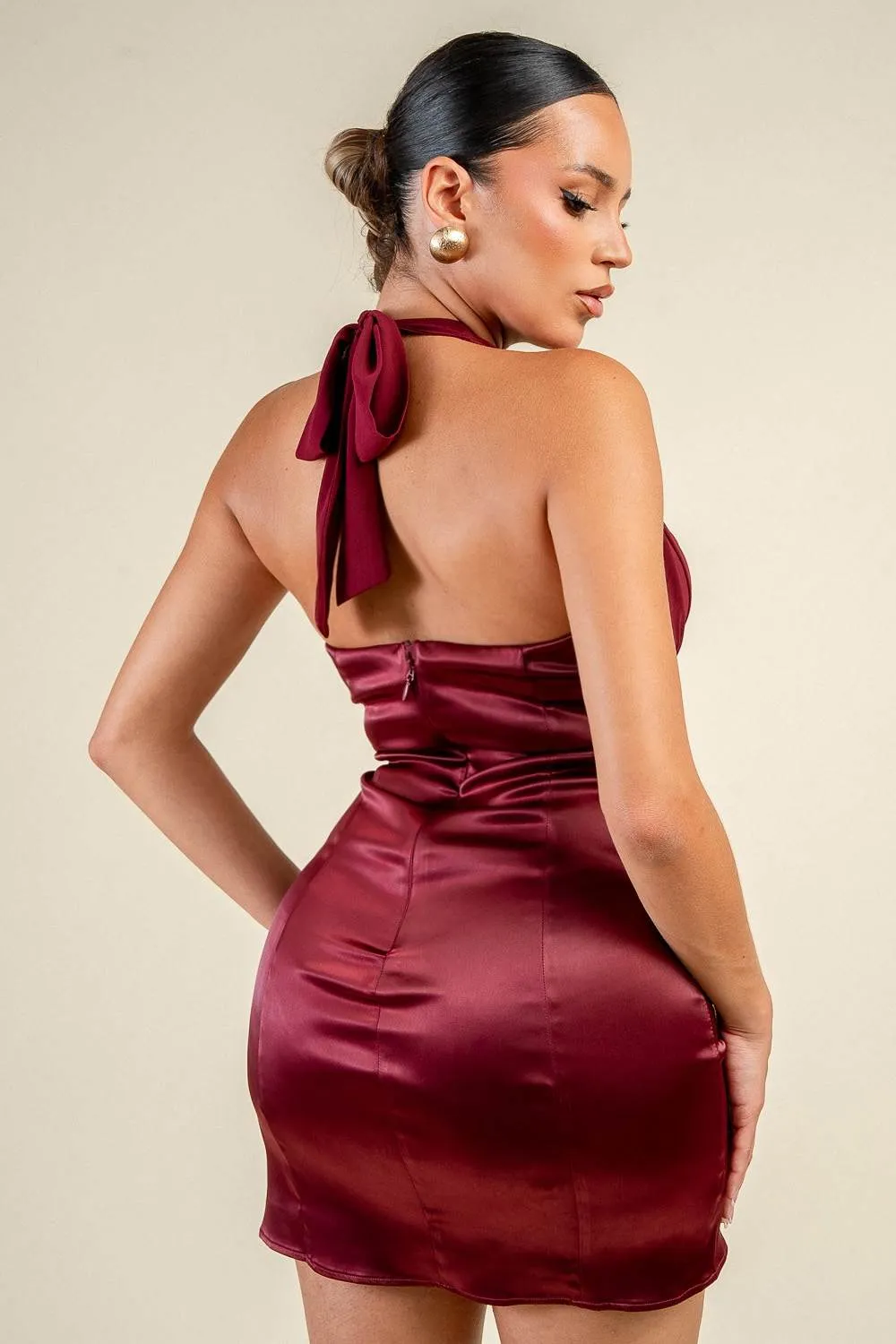 PD80204D / STRETCH SATIN MIXED WITH CHIFFON HALTER MINI DRESS sold by privy product image thumbnail 4