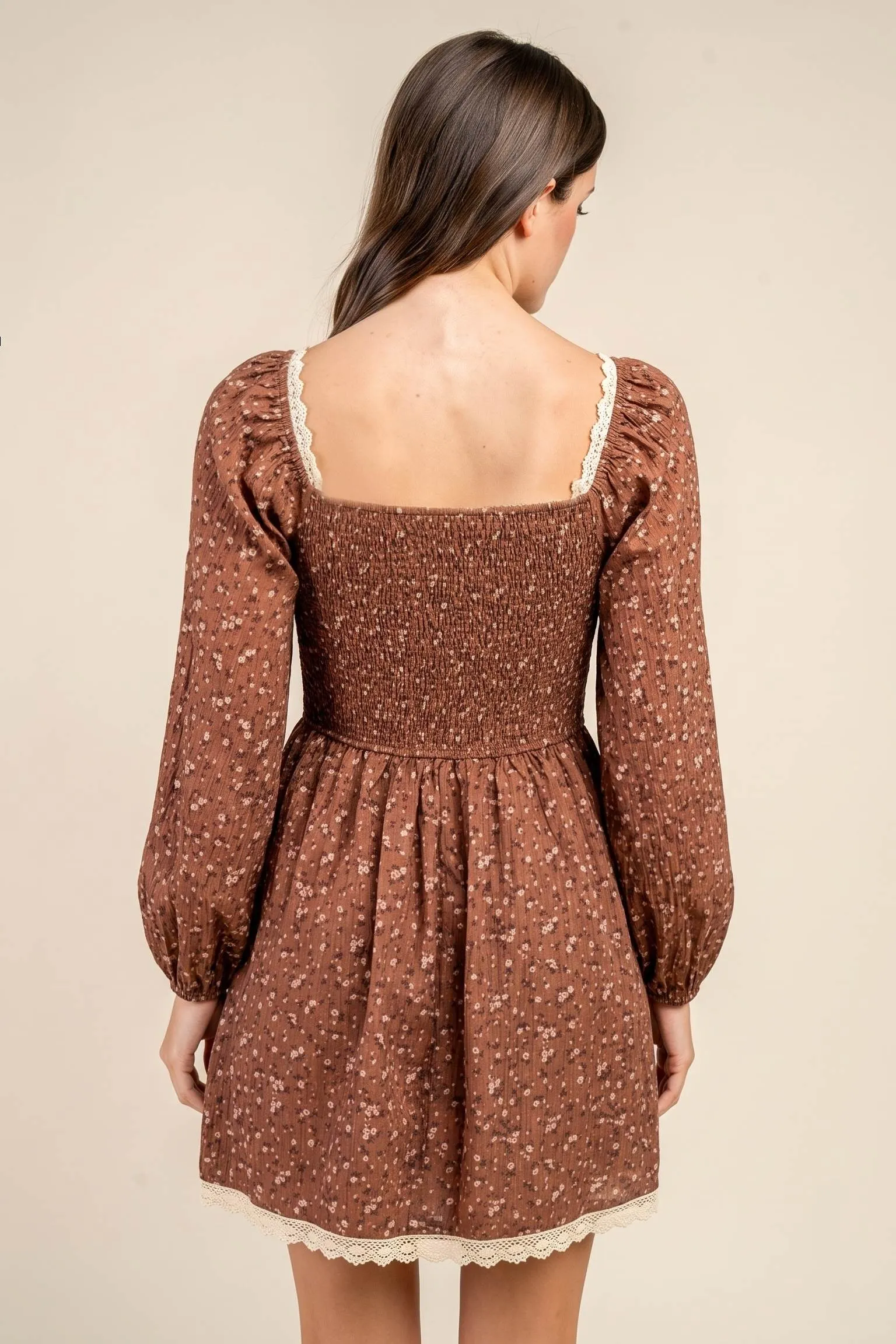 CD31344K / TEXTURED WOVEN SWEETHEARTED NECK MINI DRESS sold by privy product image thumbnail 5