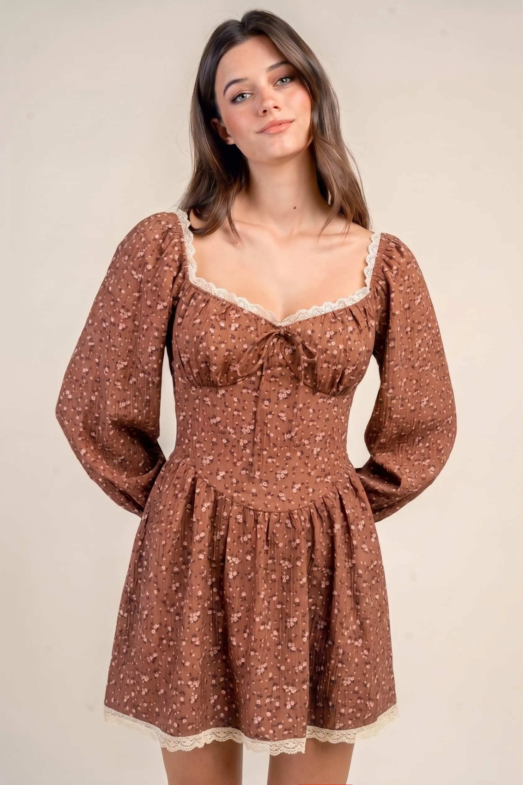 CD31344K / TEXTURED WOVEN SWEETHEARTED NECK MINI DRESS sold by privy product image thumbnail 4