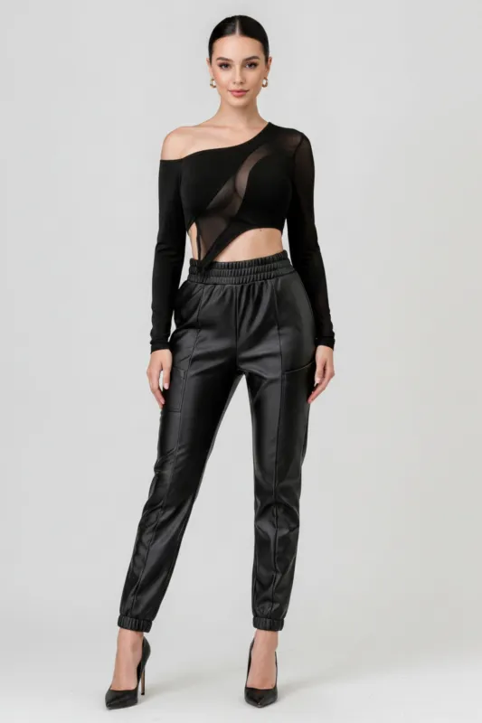PT43734B / ASYMMETRICAL NECKLINE WITH ONE OFF-SHOULDER TOP made by privy