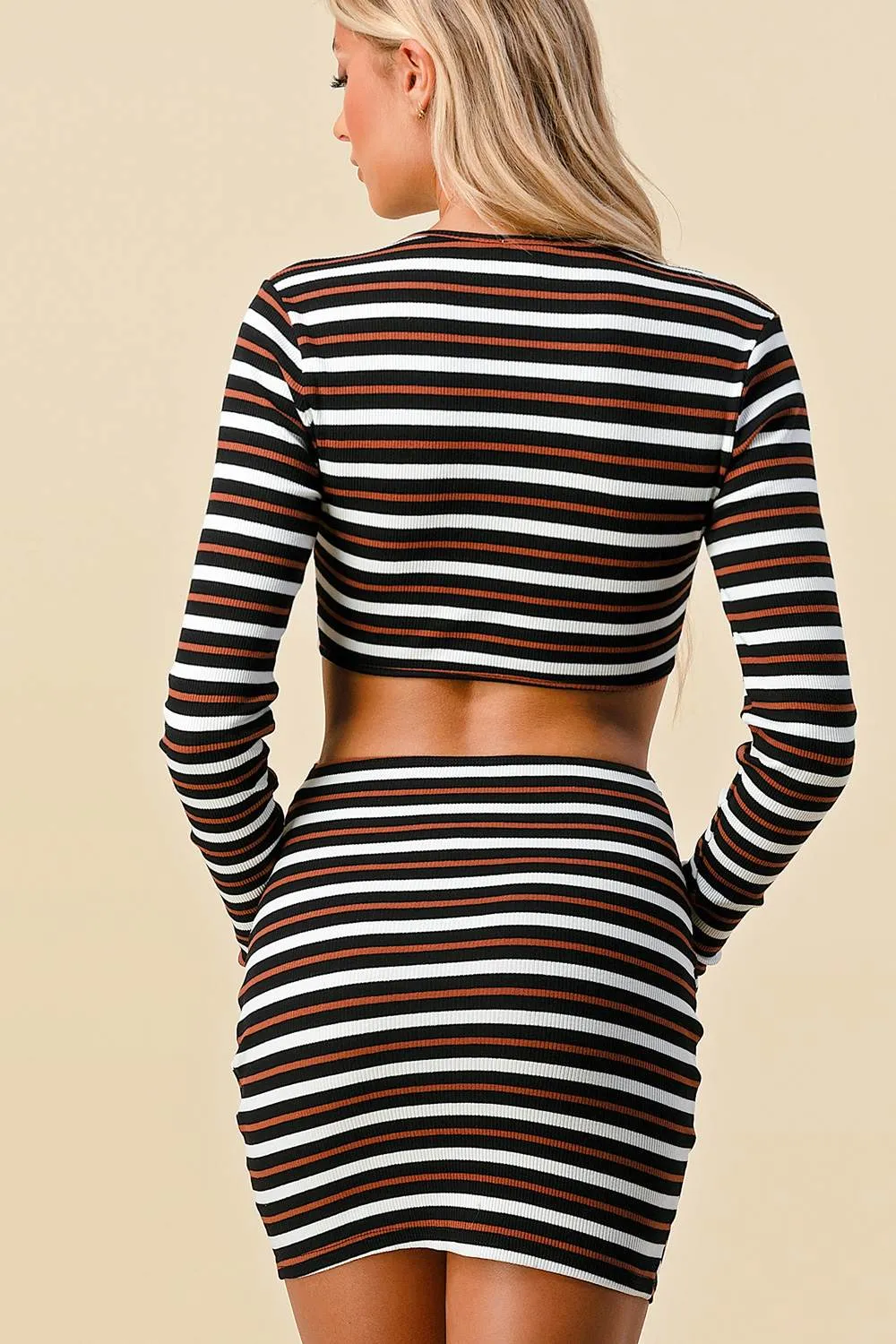 BD10050N / STRIPED PRINT KNOT W/ SIDE CUTOUT DETAIL LONG SLEEVE DRESS sold by privy product image thumbnail 4