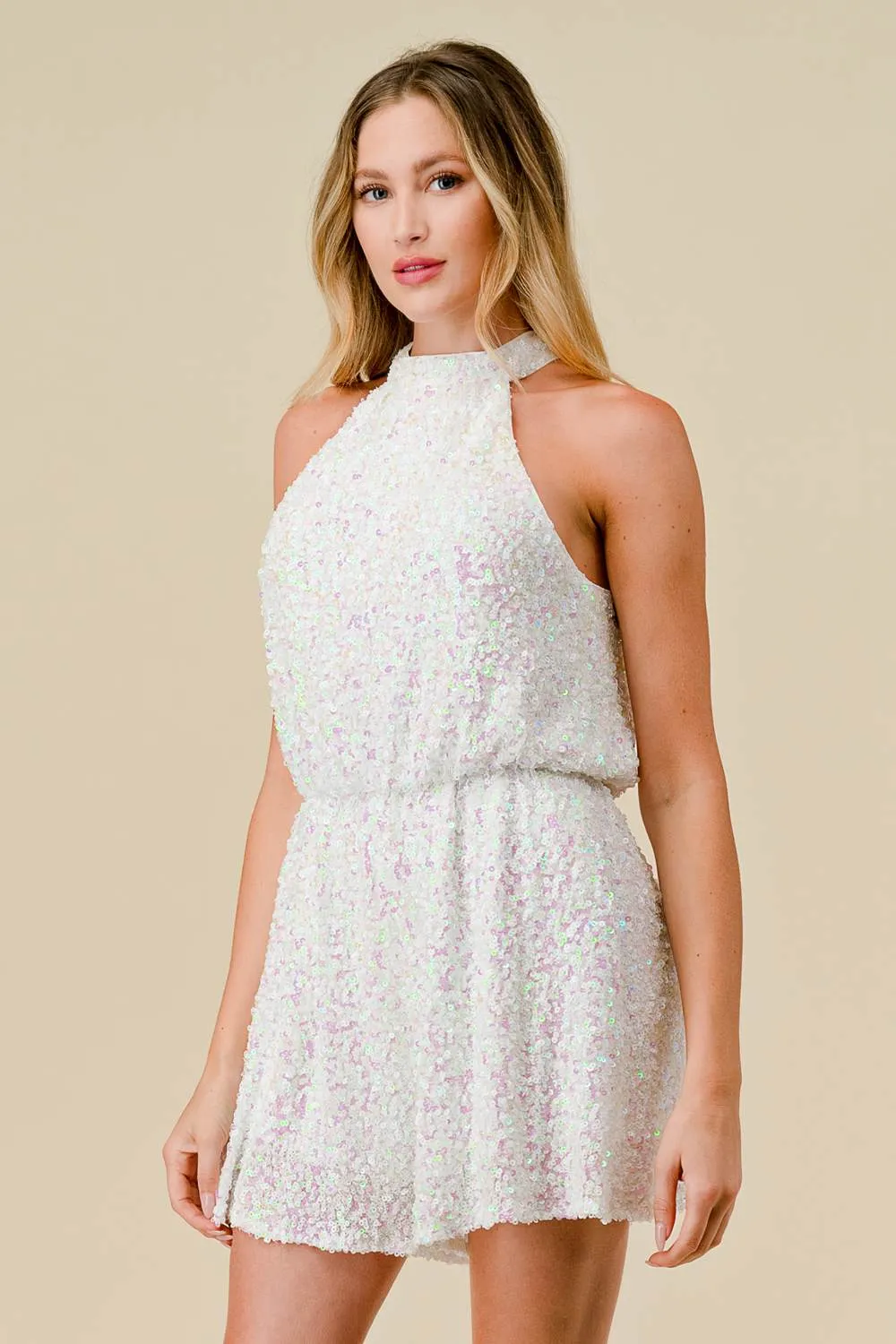 BJ7208S / LUXURIOUS SEQUINS SLEEVELESS BACK SLIT ROMPER sold by privy product image thumbnail 2