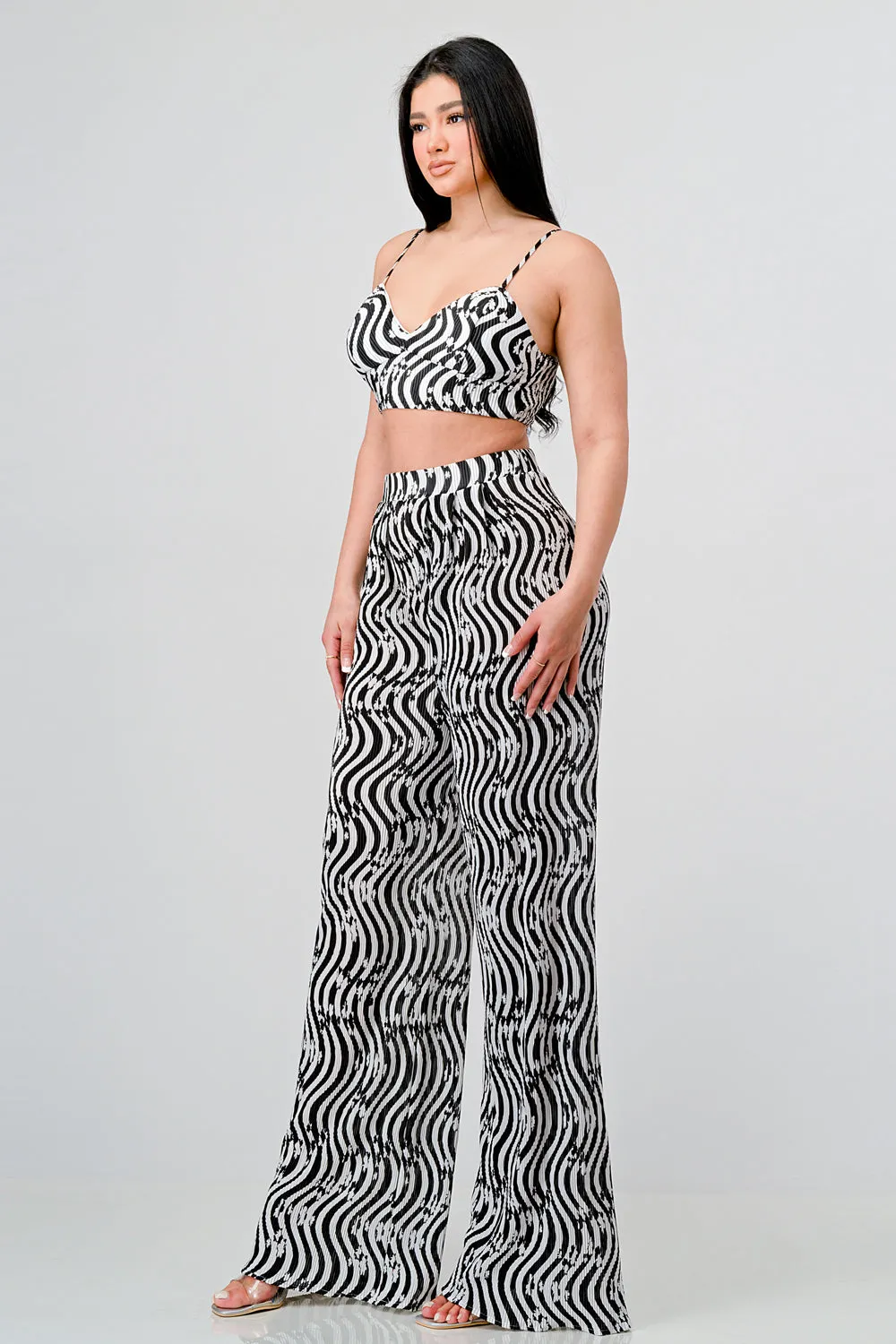 SEXY PRINTED CROP TANK AND WIDE LEG PANTS SET sold by privy product image thumbnail 2