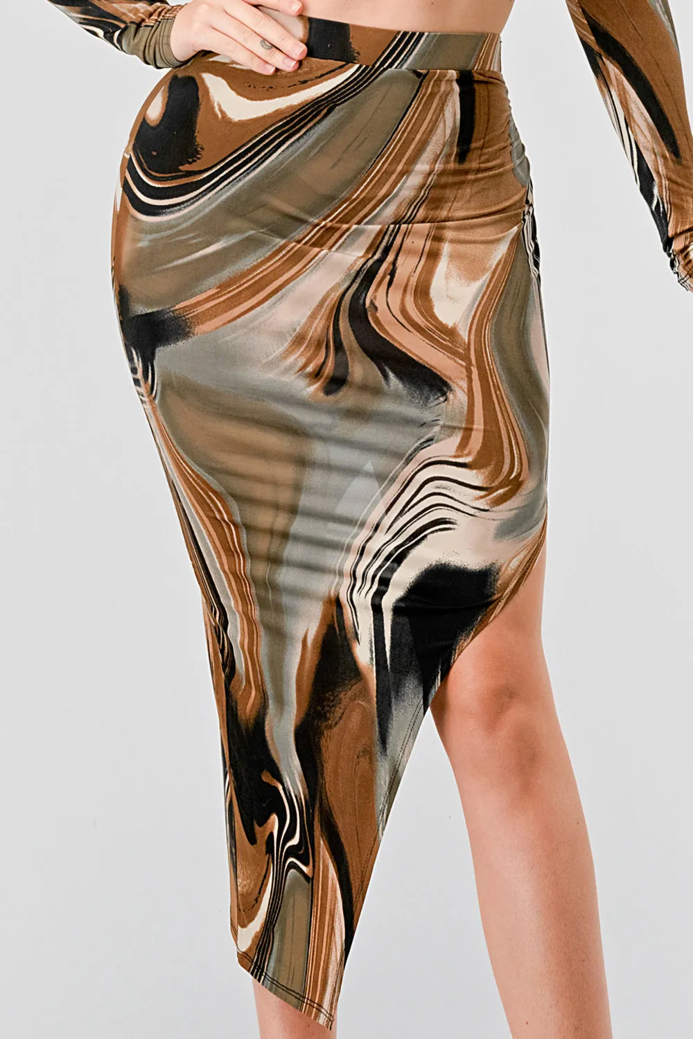 VENCHIA PRINT CROPPED TOP AND ASYMMETRIC HEM SKIRT sold by privy product image thumbnail 5