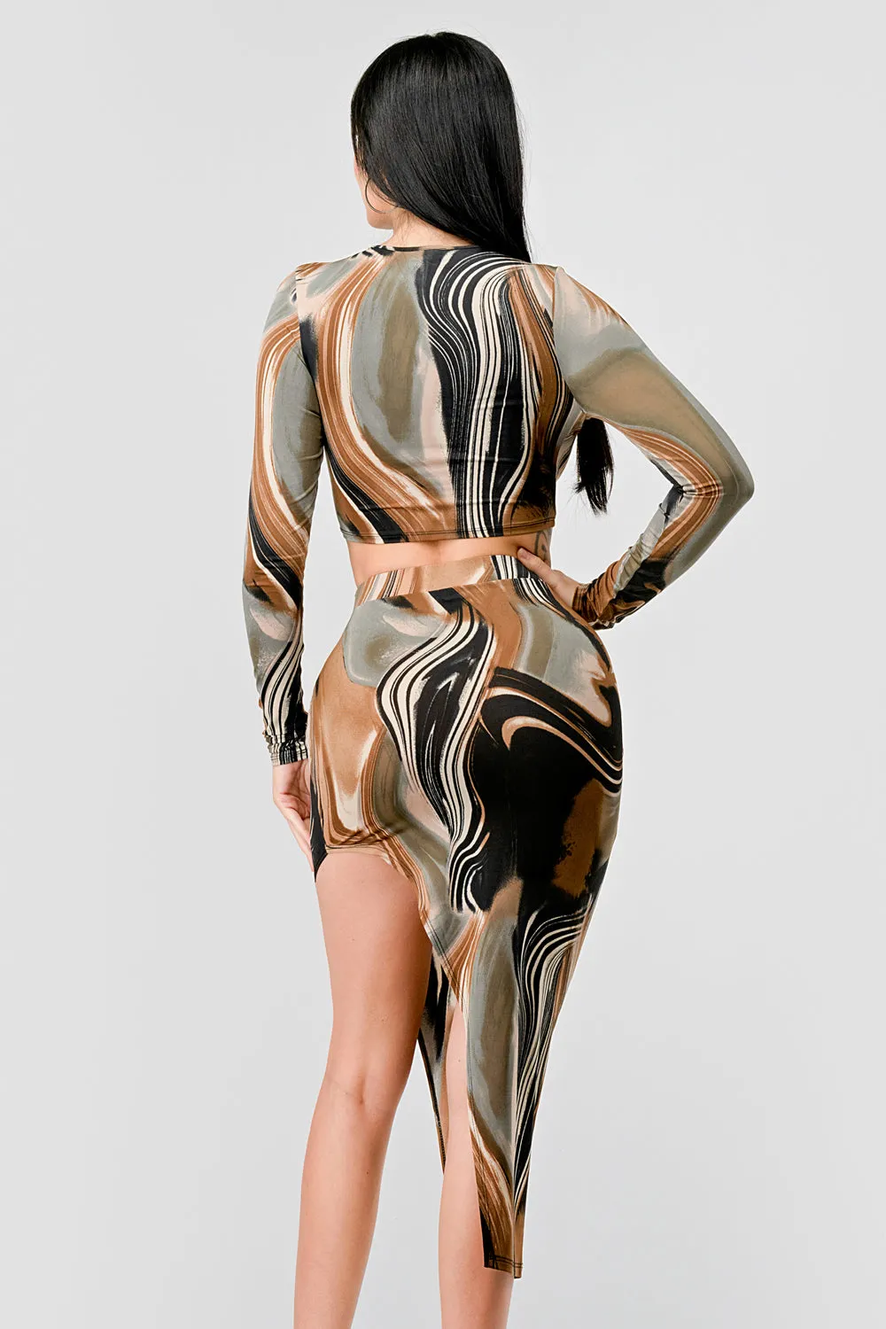 VENCHIA PRINT CROPPED TOP AND ASYMMETRIC HEM SKIRT sold by privy product image thumbnail 3