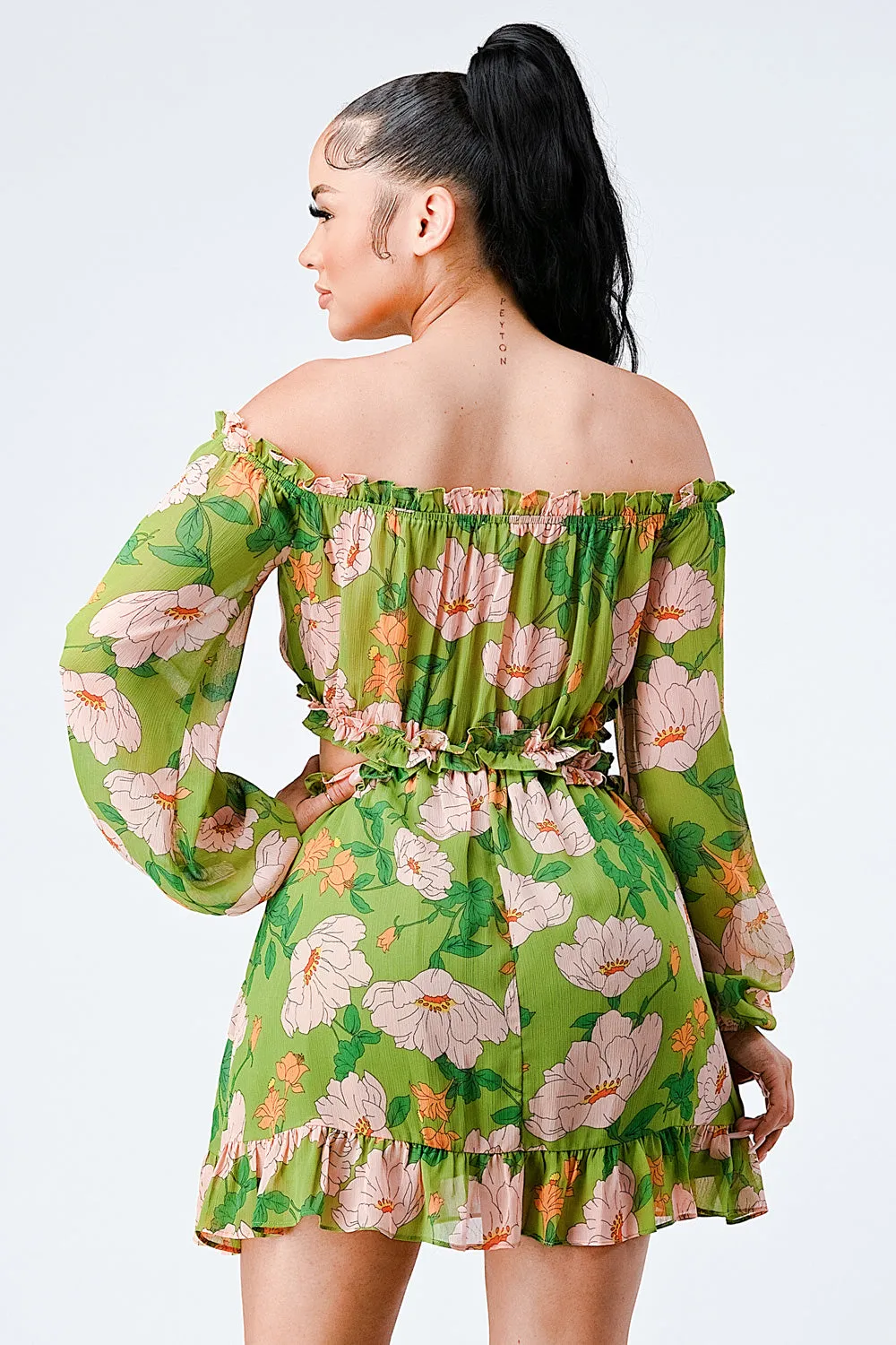 FLORAL CHIFFON SMOCKED RUFFLED OFF SHOULDER DRESS sold by privy product image thumbnail 4