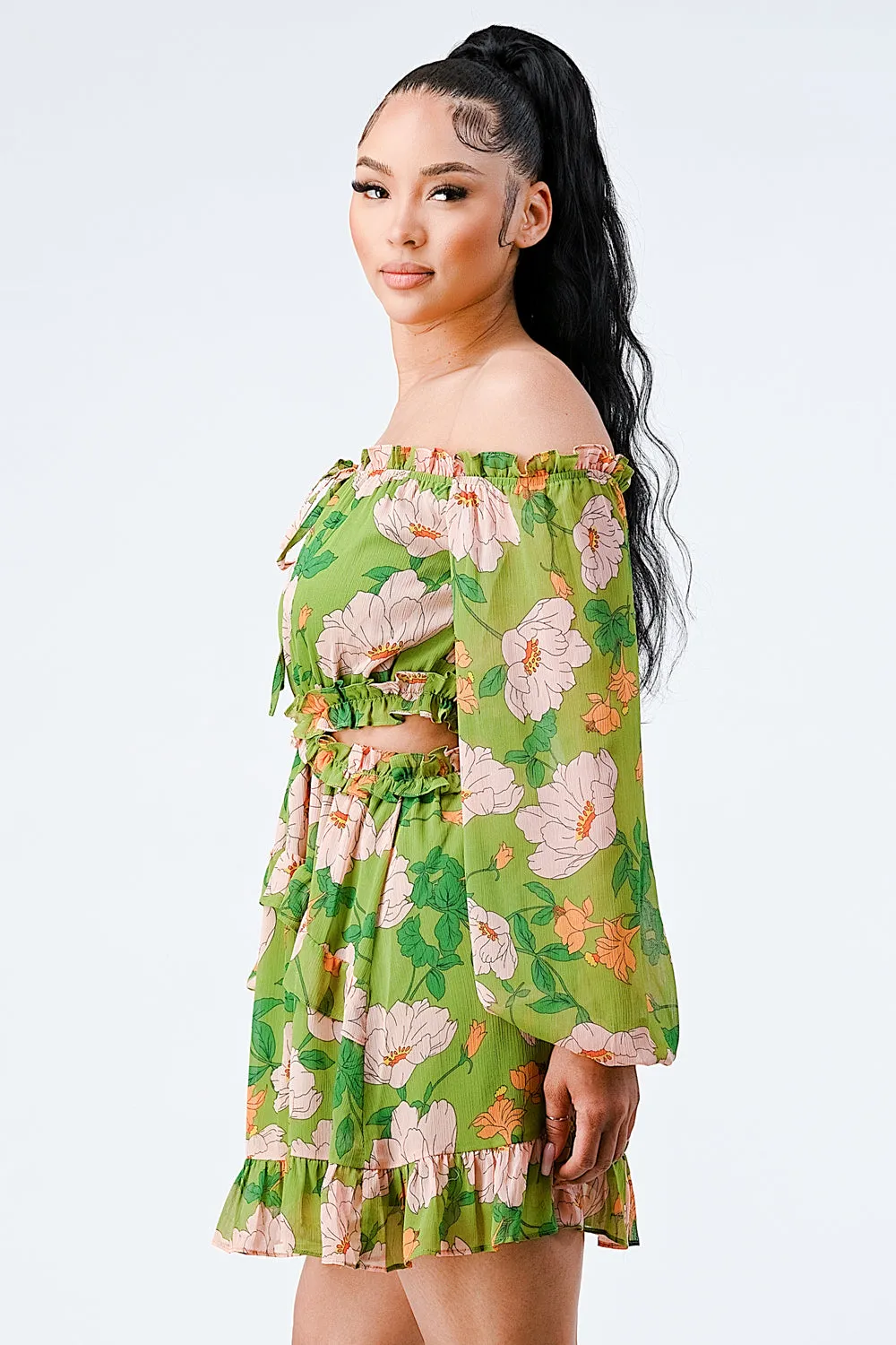 FLORAL CHIFFON SMOCKED RUFFLED OFF SHOULDER DRESS sold by privy product image thumbnail 3