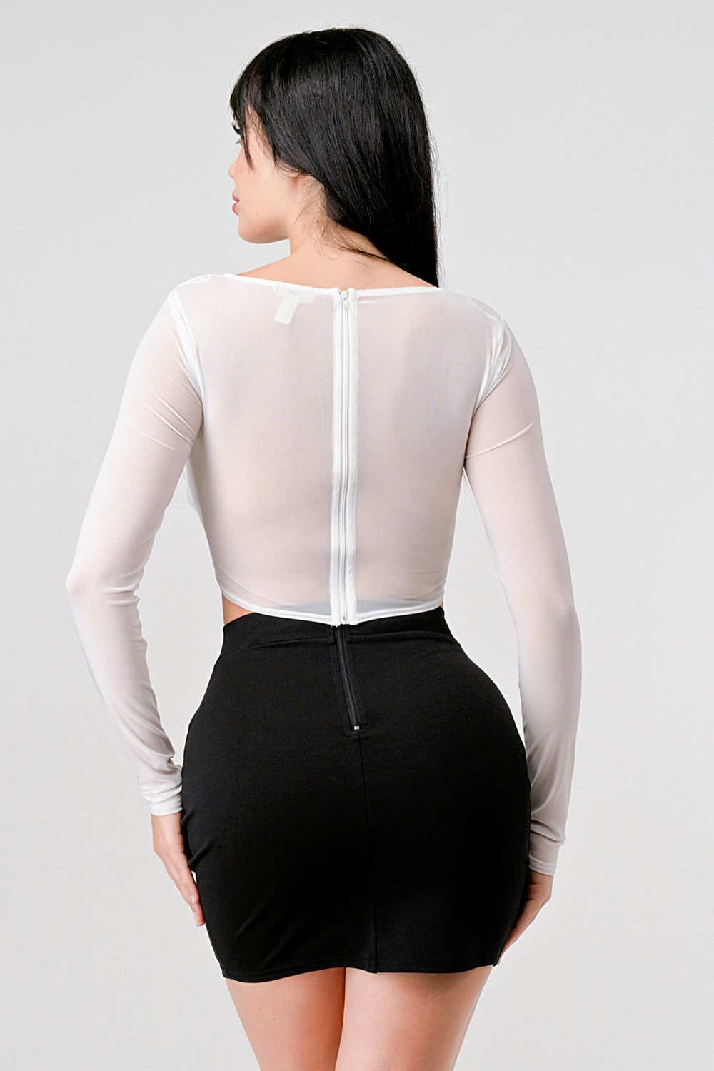 PT43575S-W sold by privy product image thumbnail 4