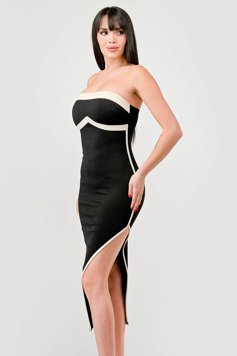 PD76785K-W / LUXE NYLON PONTE CONTRAST SLITTED MIDI TUBE DRESS sold by privy product image thumbnail 3