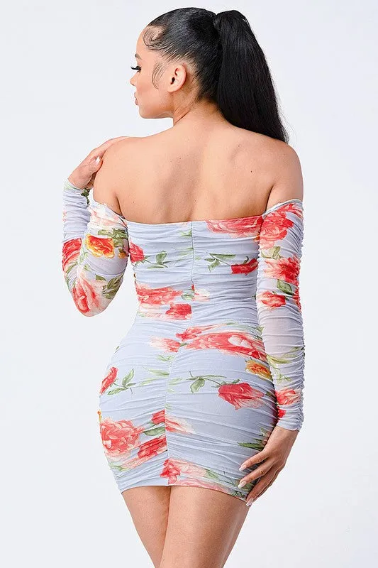 VINTAGE FLORAL RUCHED OFF SHOULDER BODYCON DRESS sold by privy product image thumbnail 3