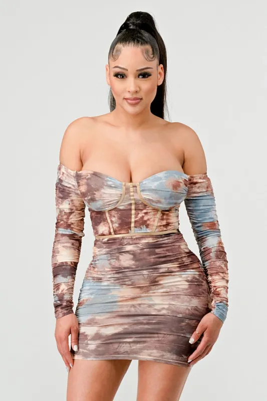 PD71470H / WATERCOLOR PRINT OFF-SHOULDER RUCHED MINI DRESS sold by privy