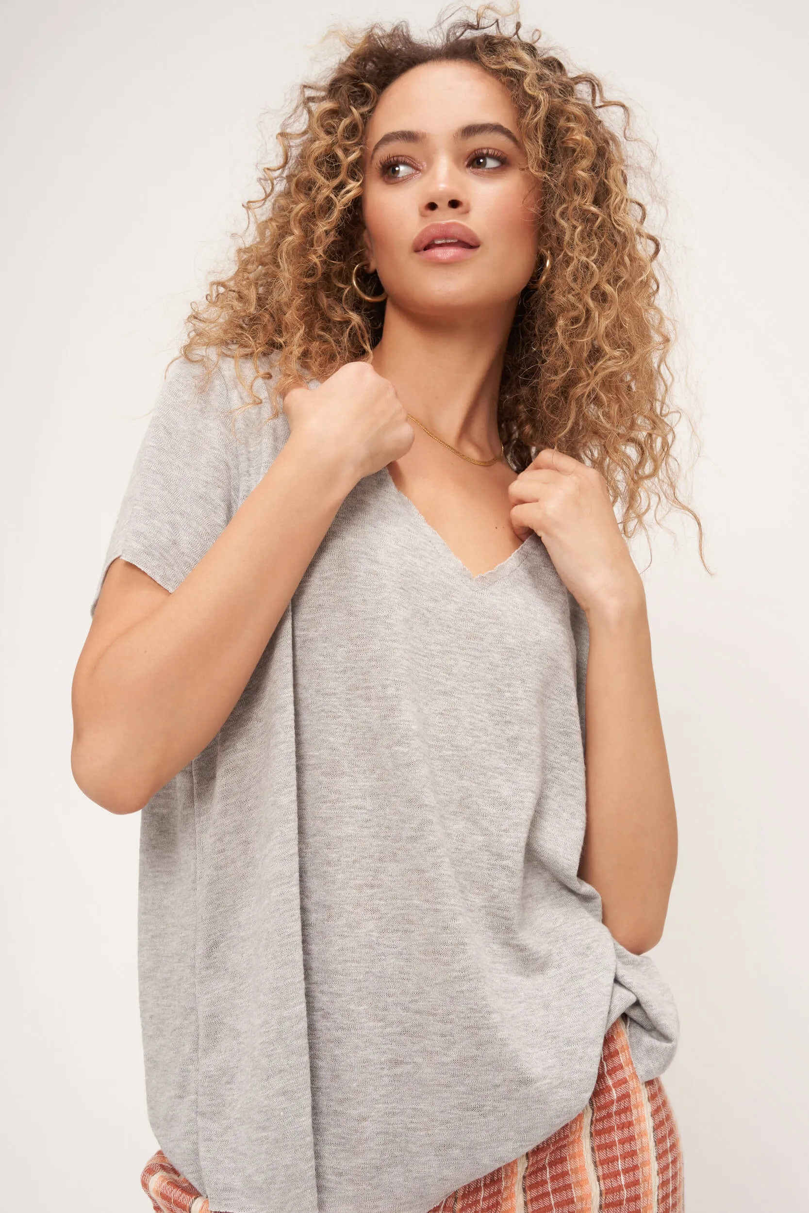 The Original Textured V - Heather Grey sold by Project Social T product image thumbnail 2