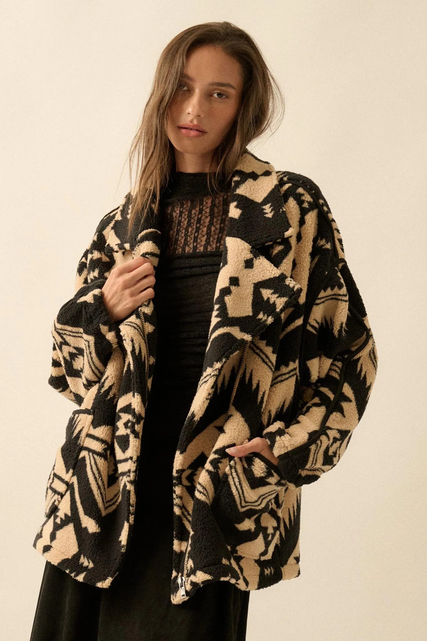 High Plains Geometric-Print Fleece Lapel Jacket sold by Promesa product image thumbnail 4
