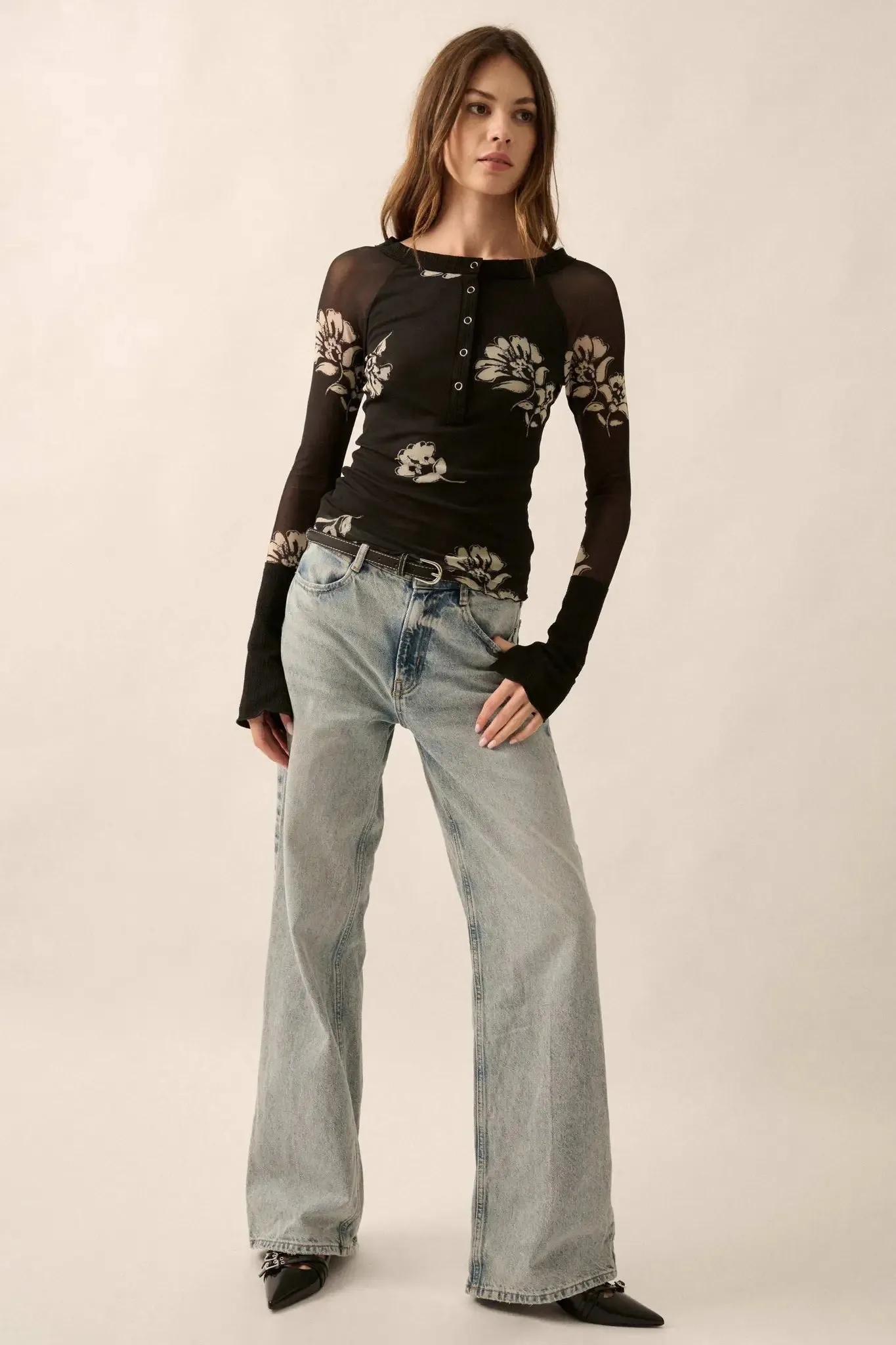 Deco Blossoms Floral Mesh Raglan Henley Top sold by Promesa product image thumbnail 4