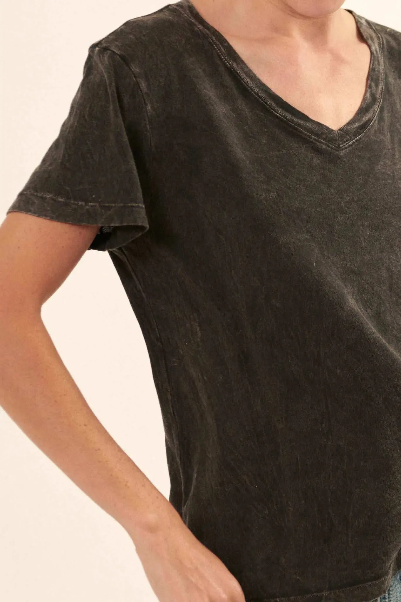 Forever Fave Vintage-Wash Cotton V-Neck Tee sold by Promesa product image thumbnail 5