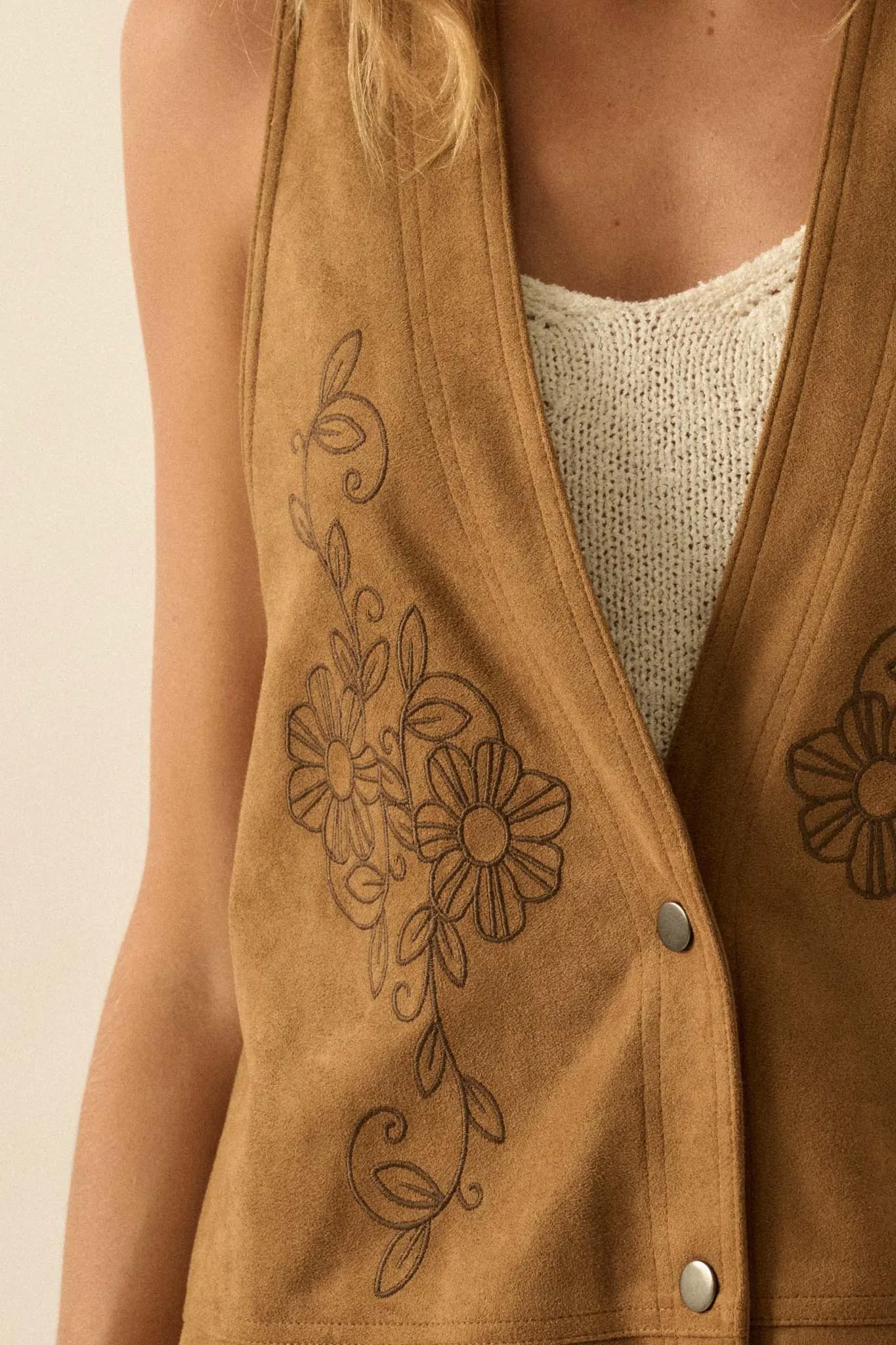 Sweet Meadow Floral-Embroidered Vegan Suede Vest sold by Promesa product image thumbnail 5