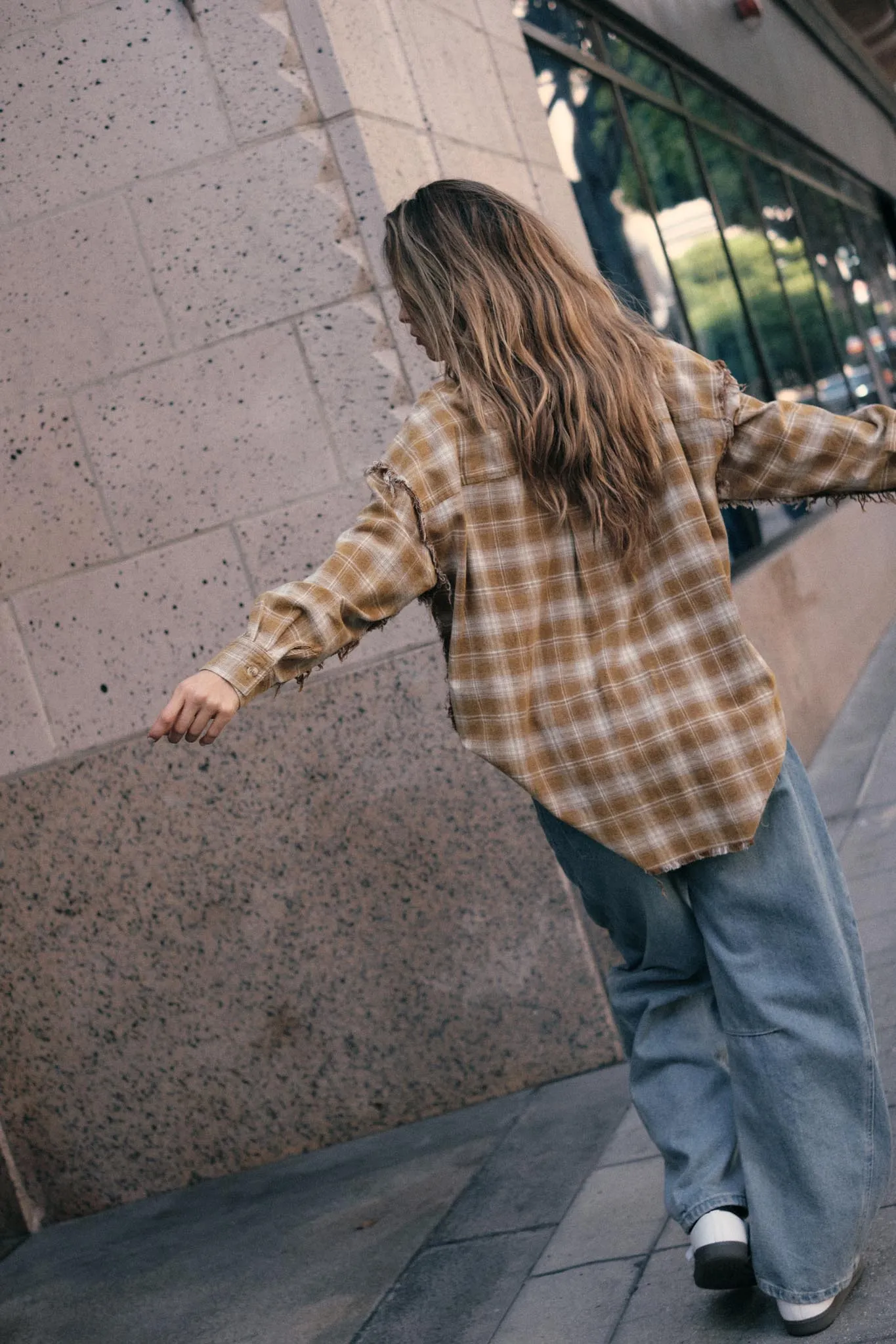Grunge Era Oversize Raw-Edge Plaid Flannel Shirt sold by Promesa product image thumbnail 2
