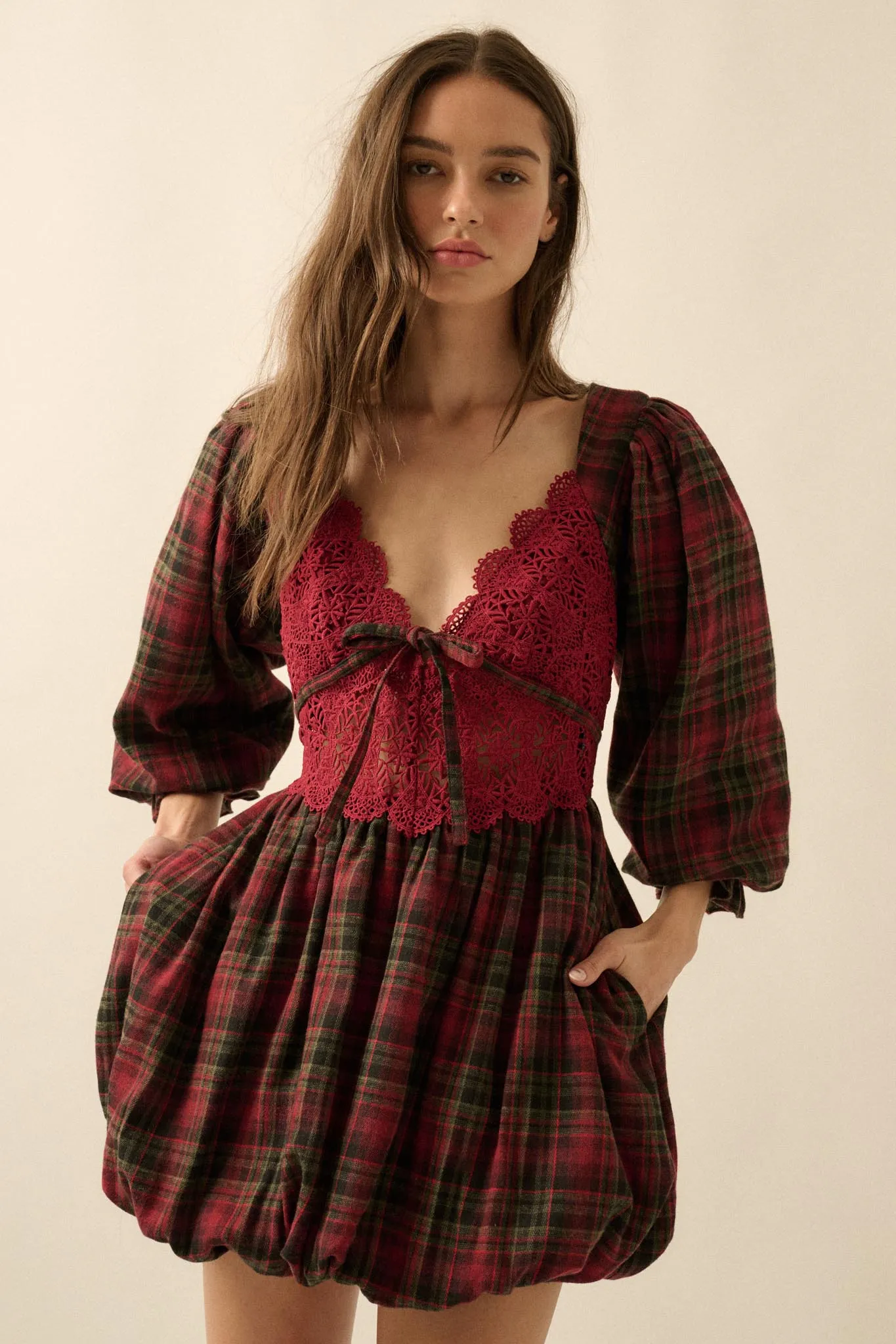 Country Cottage Plaid and Lace Bubble Mini Dress sold by Promesa product image thumbnail 4