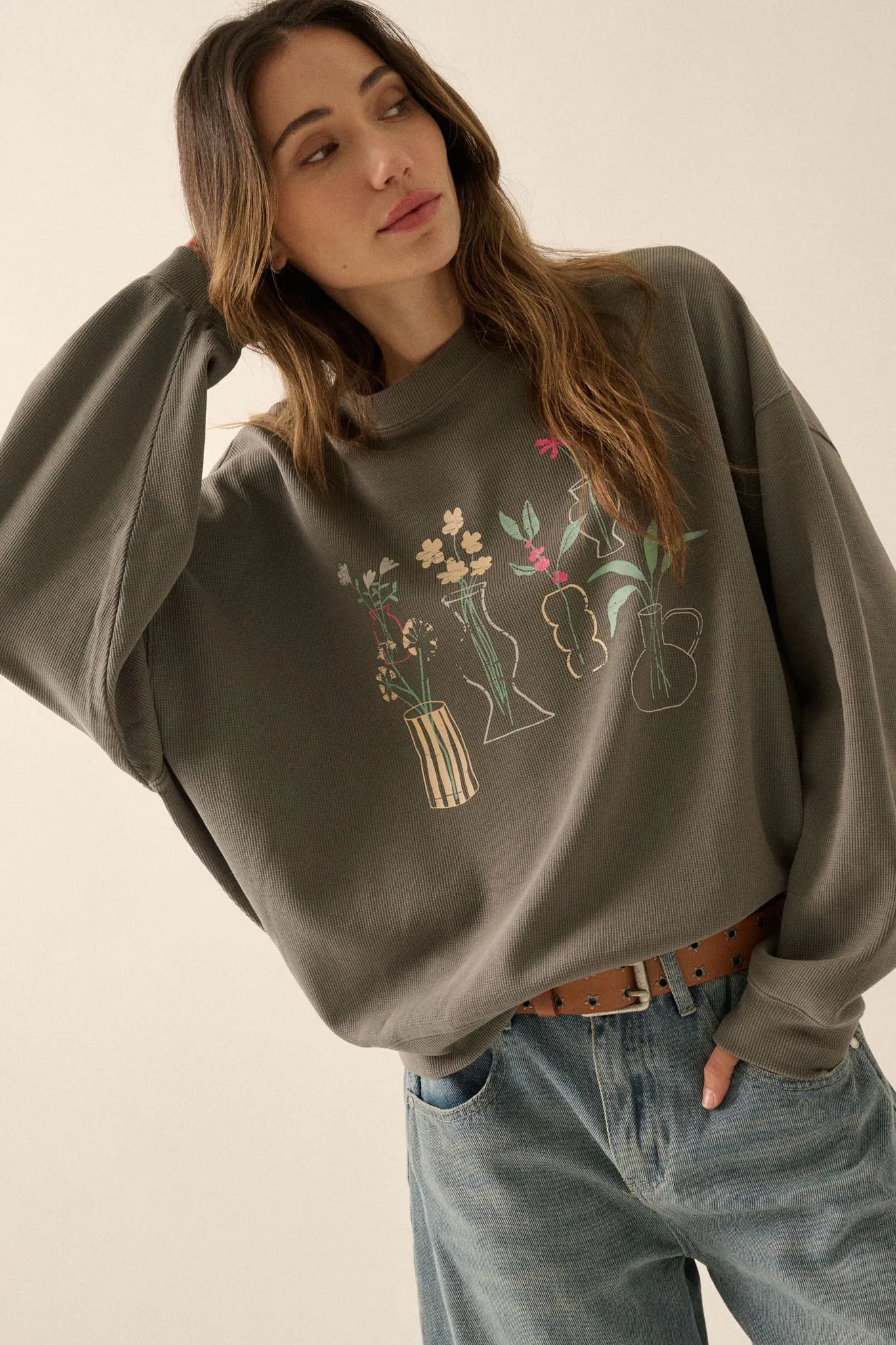 Floral Vases Vintage-Print Thermal Graphic Top sold by Promesa