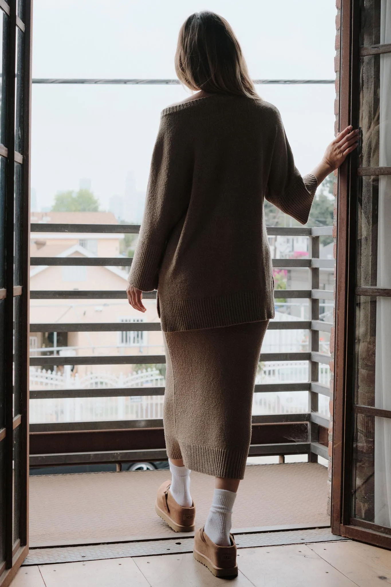 Promise the Label Textured Knit Sweater Midi Skirt sold by Promesa product image thumbnail 3