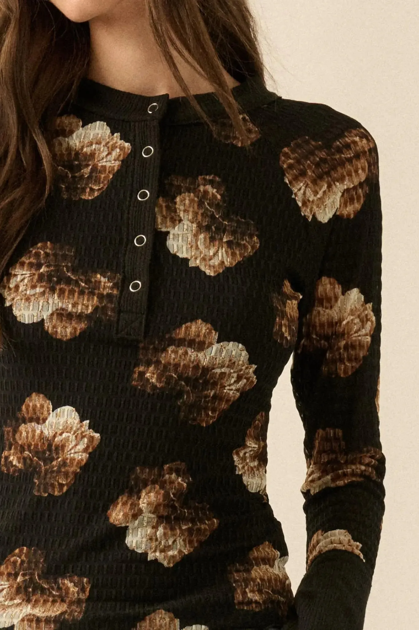 Sweet Harmony Floral Honeycomb Mesh Henley Top sold by Promesa product image thumbnail 4