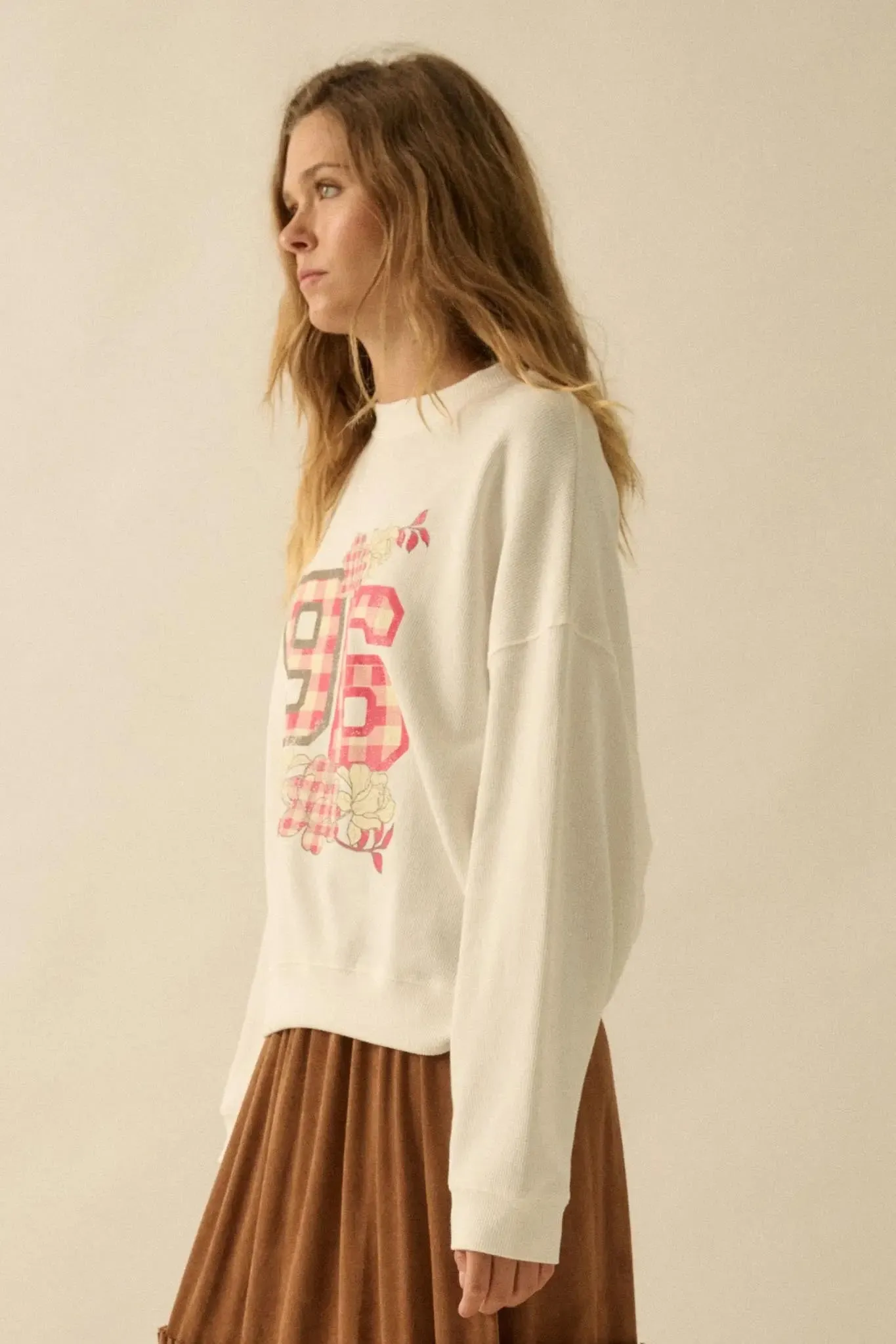 96 Vintage-Print Oversize Thermal Graphic Top sold by Promesa product image thumbnail 5