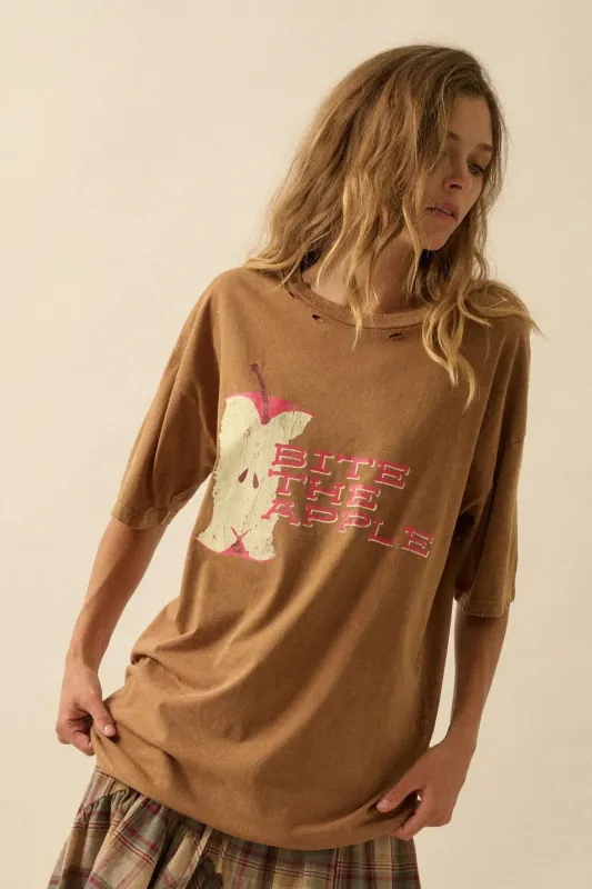 Bite the Apple Distressed Oversize Graphic Tee sold by Promesa